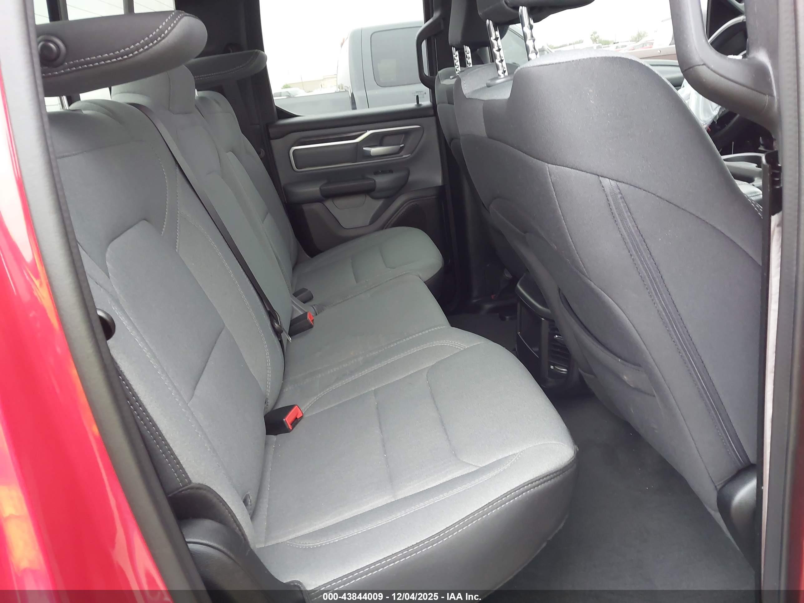 RAM 1500 image 8
