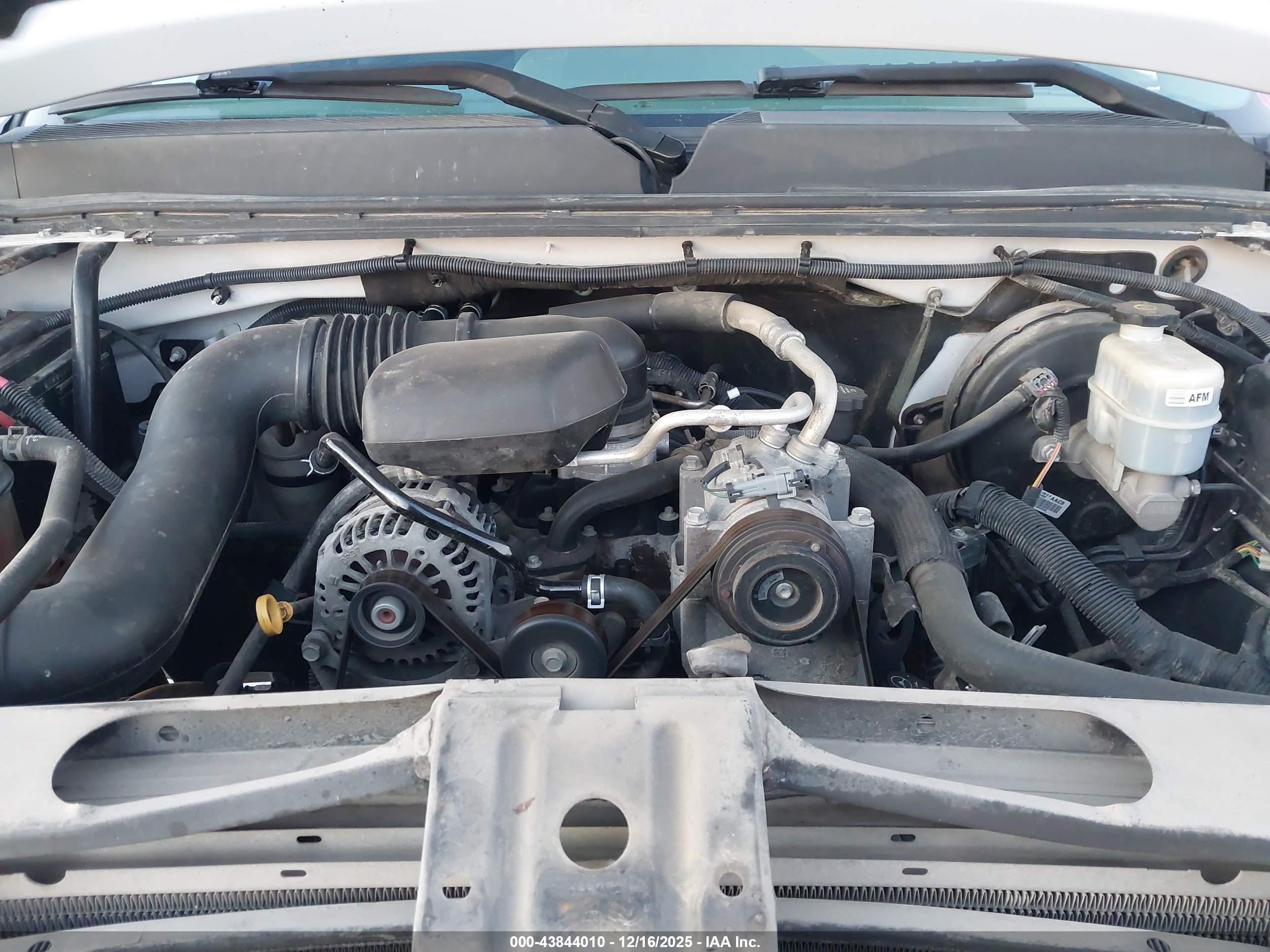 GMC SIERRA image 10