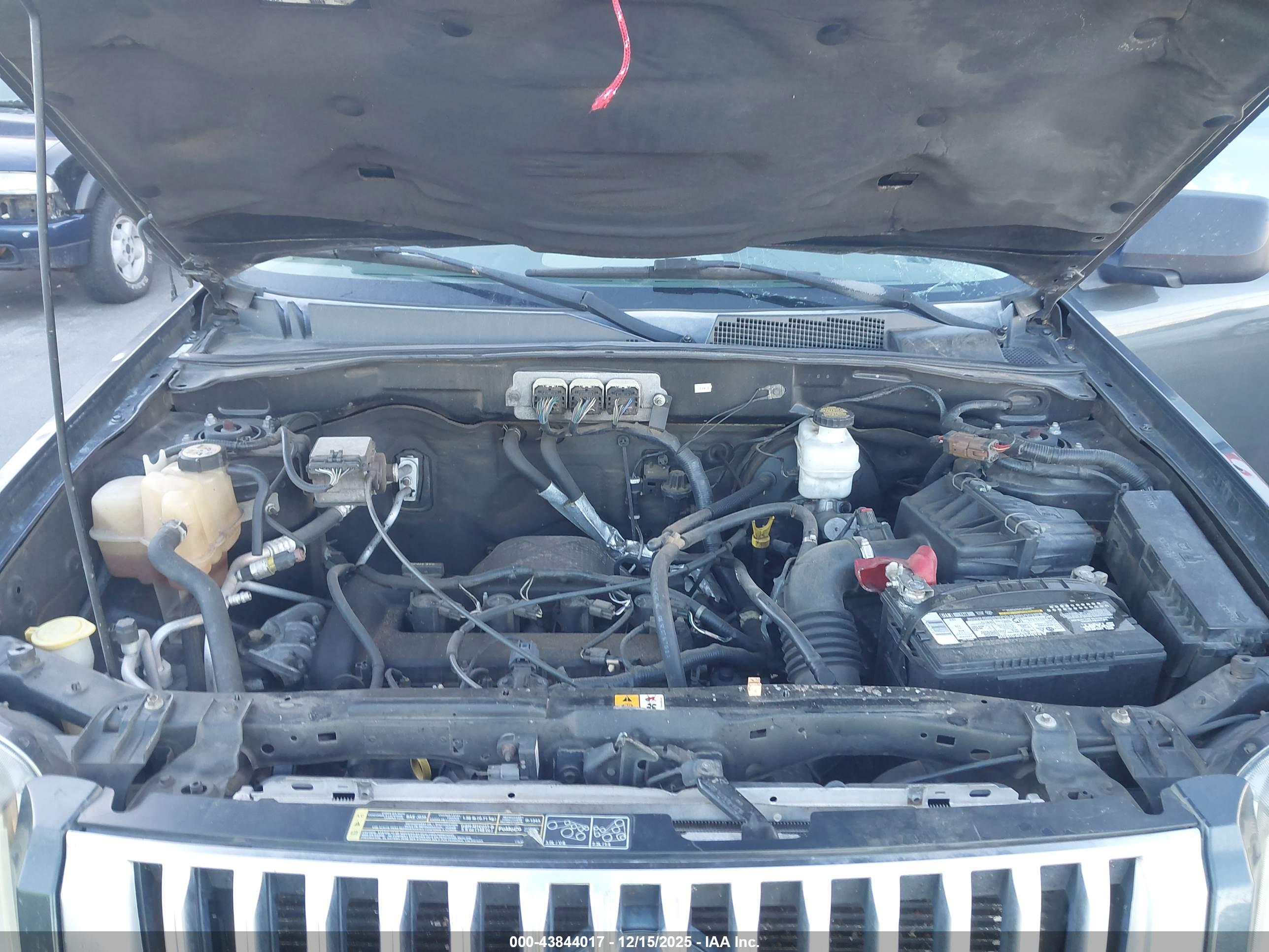 MERCURY MARINER image 10