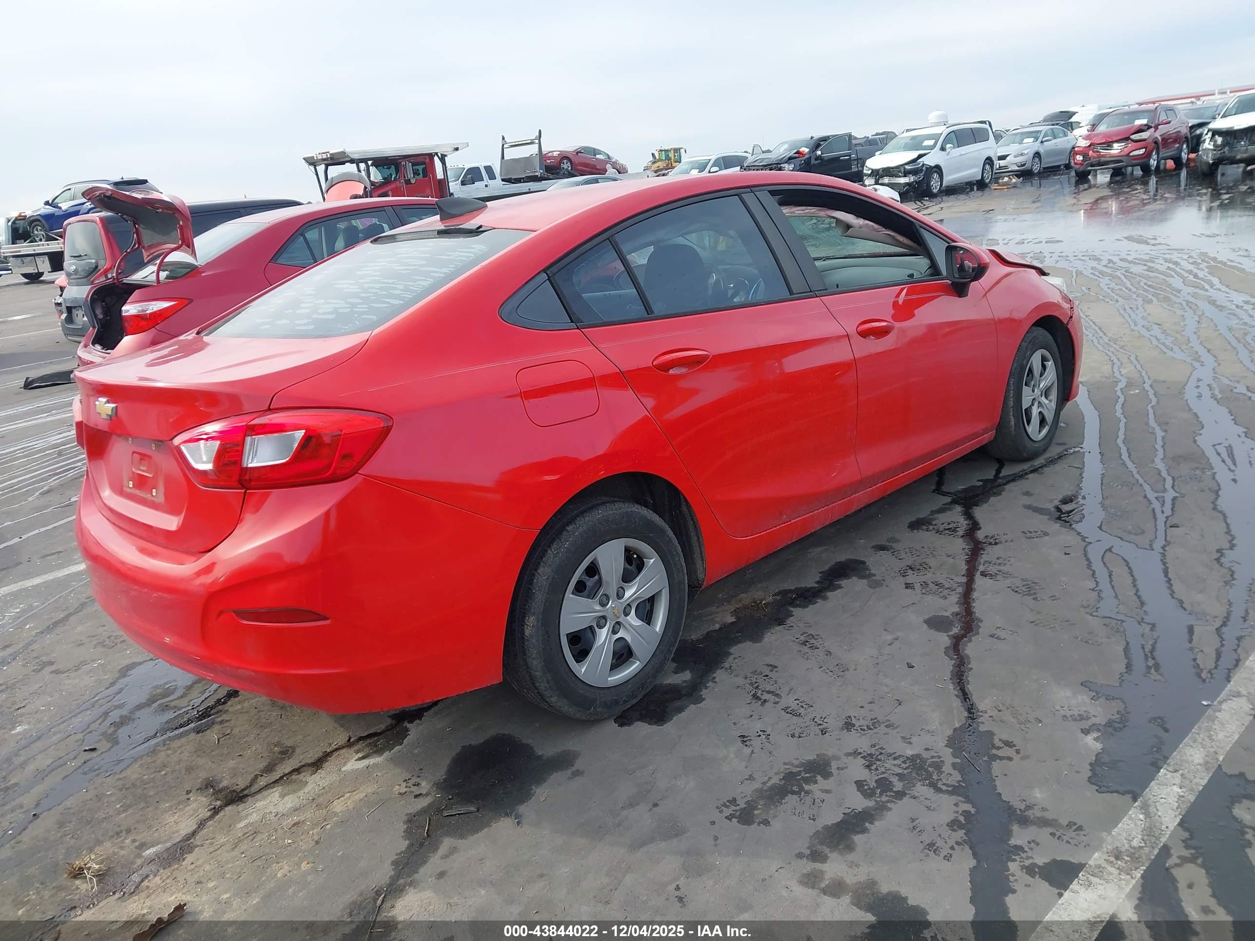CHEVROLET CRUZE image 4