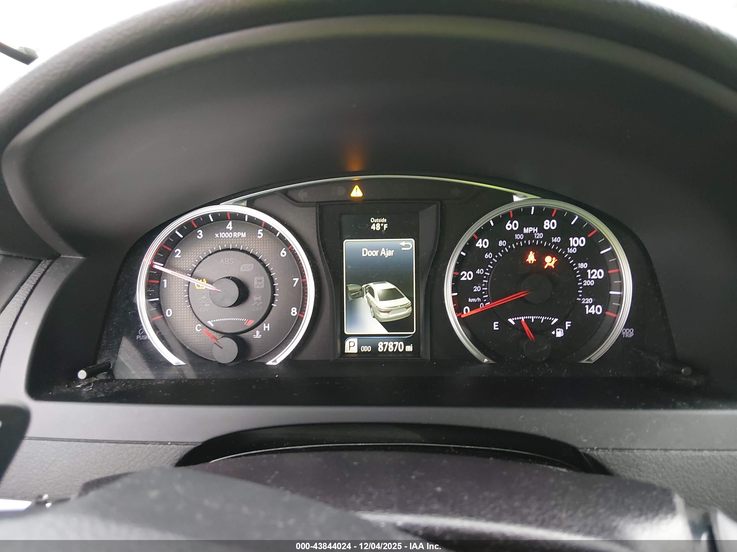 TOYOTA CAMRY image 7