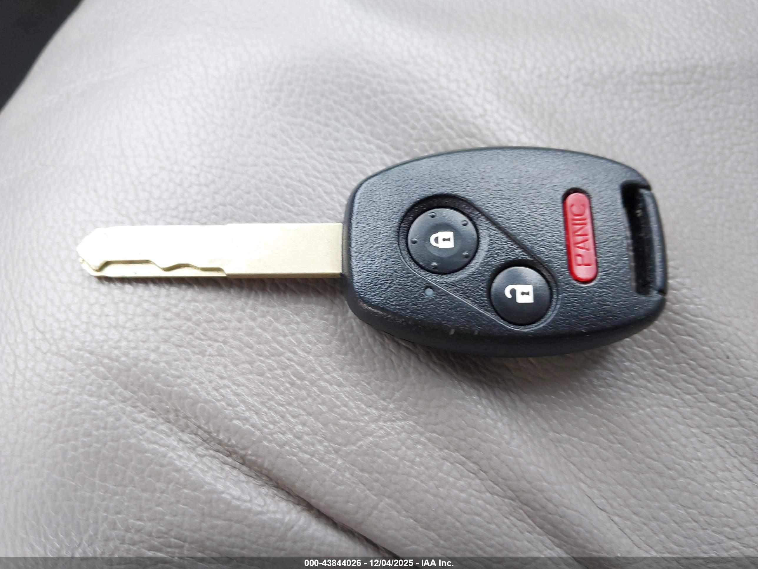 HONDA CR-V image 11