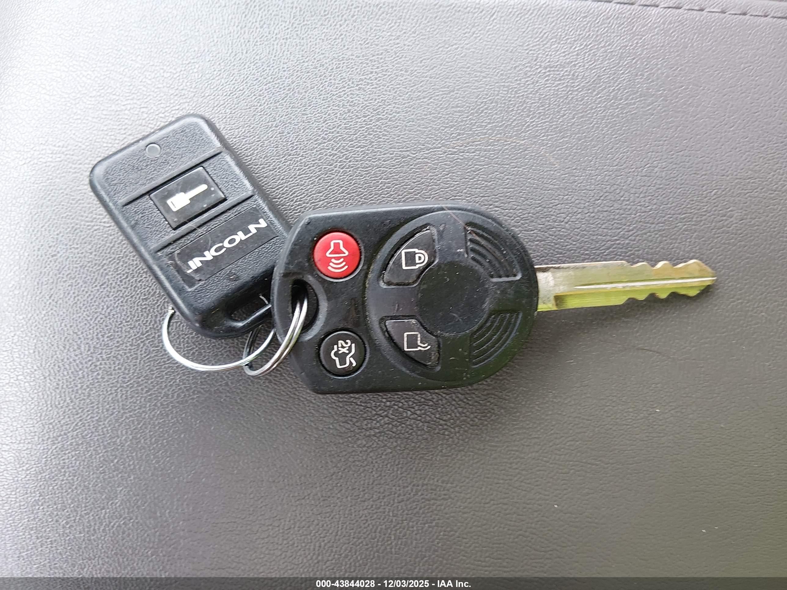 LINCOLN MKX image 11