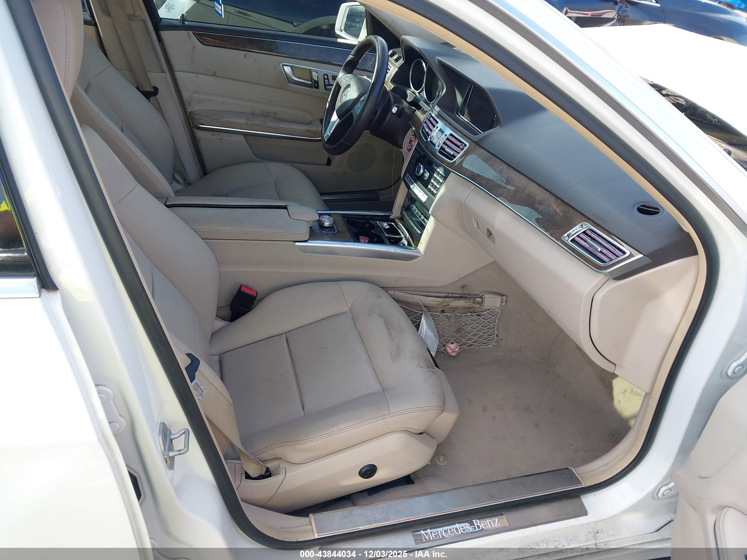 MERCEDES-BENZ E image 5