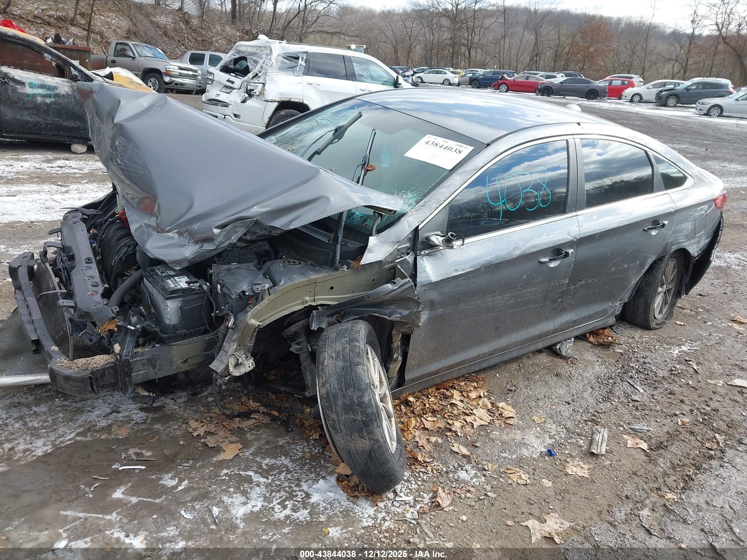 HYUNDAI SONATA image 2