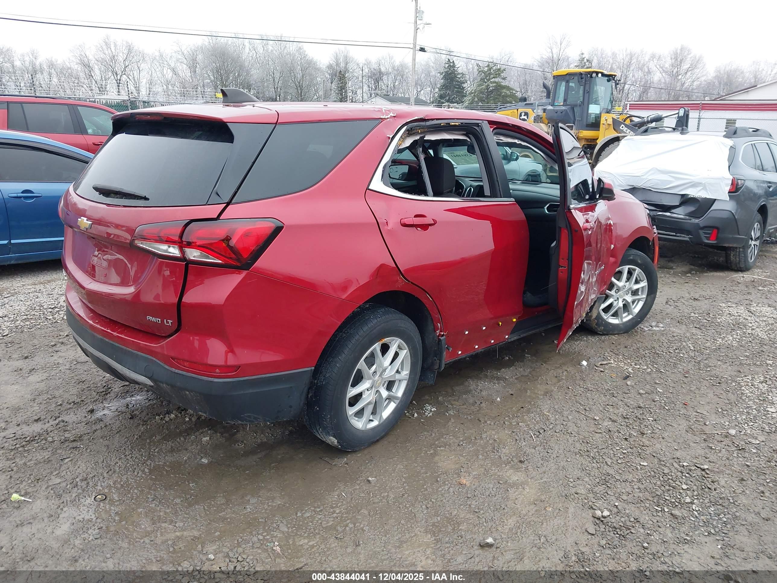 CHEVROLET EQUINOX image 4