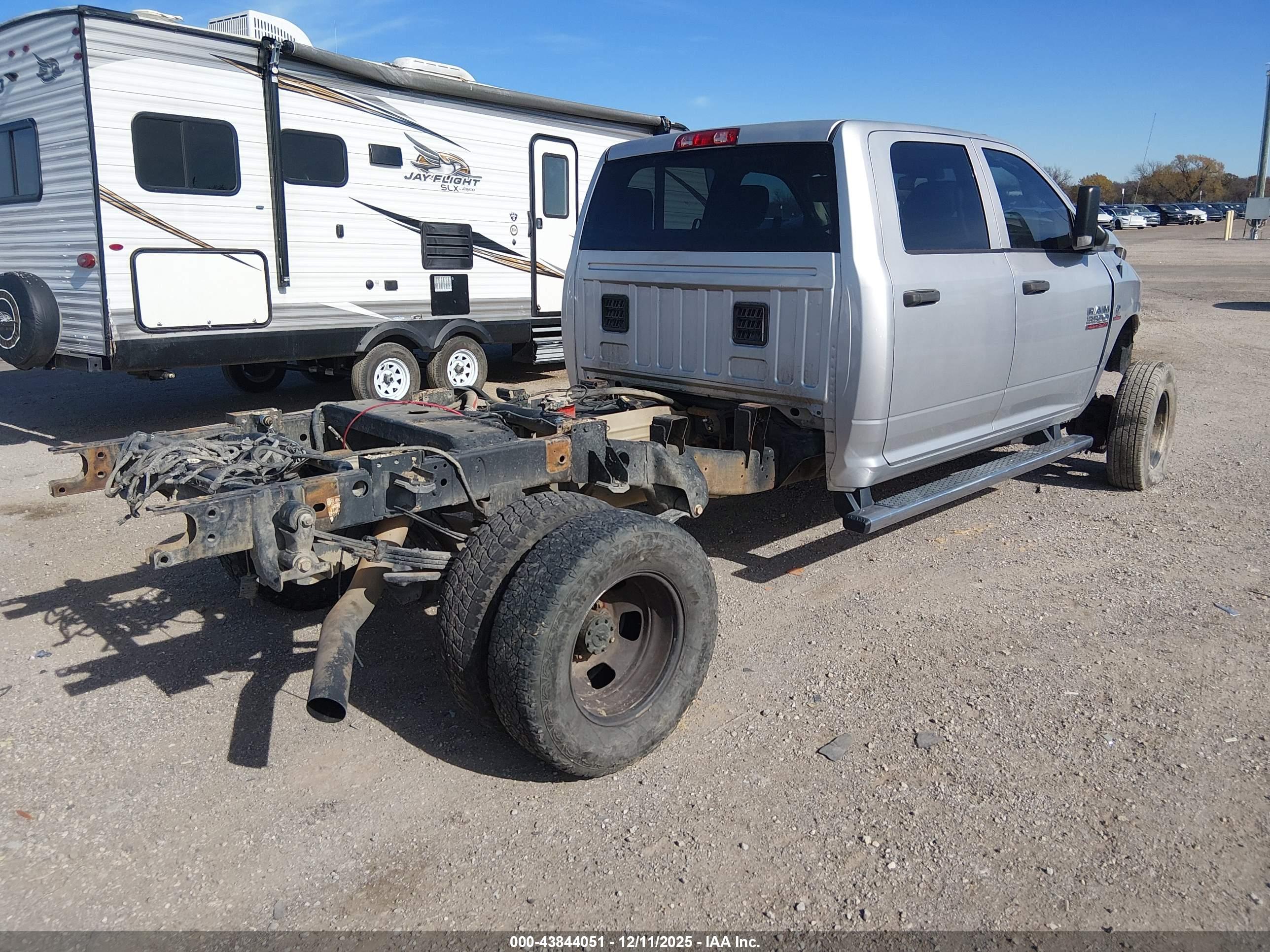RAM 3500 image 4