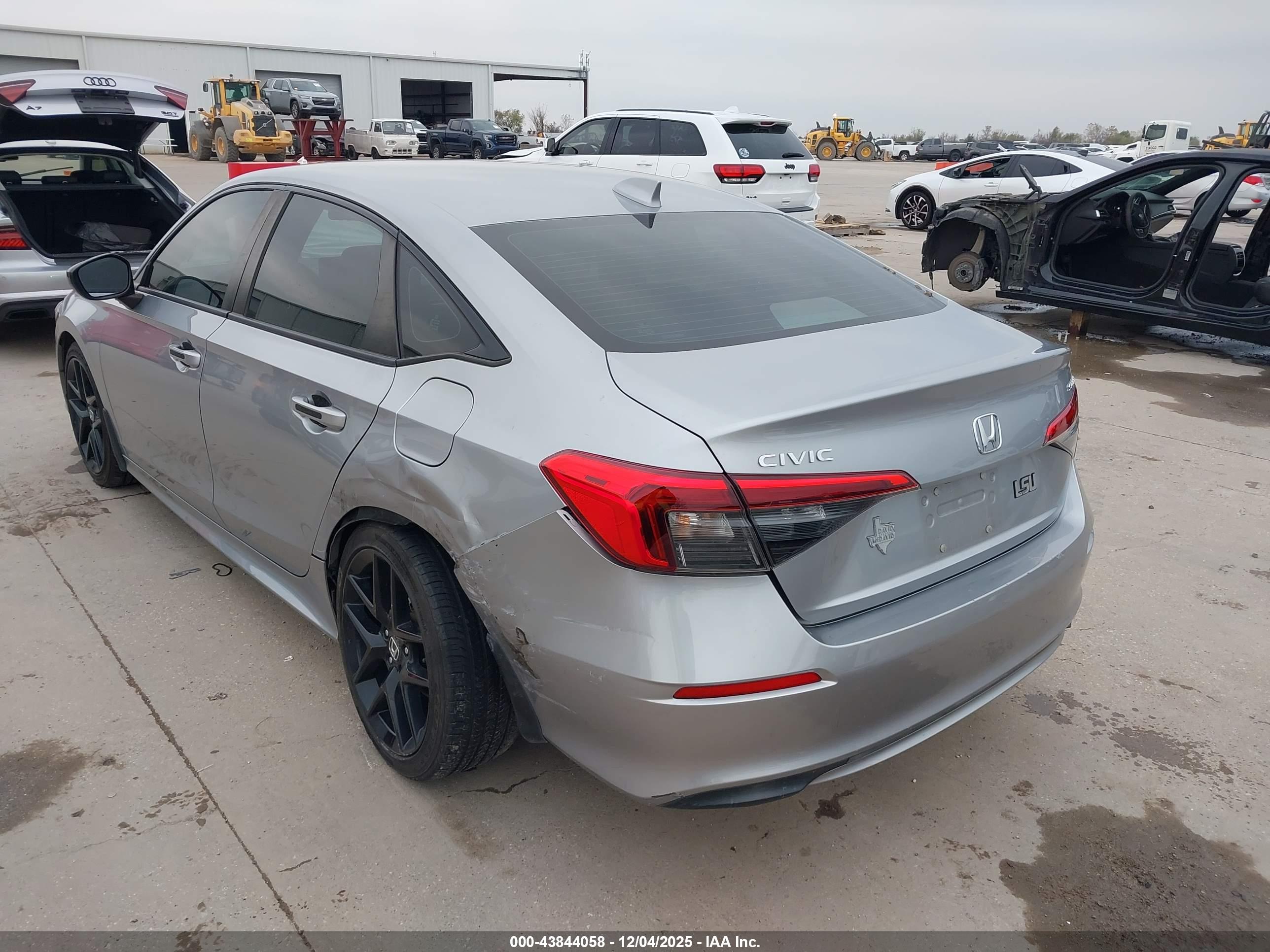 HONDA CIVIC image 3