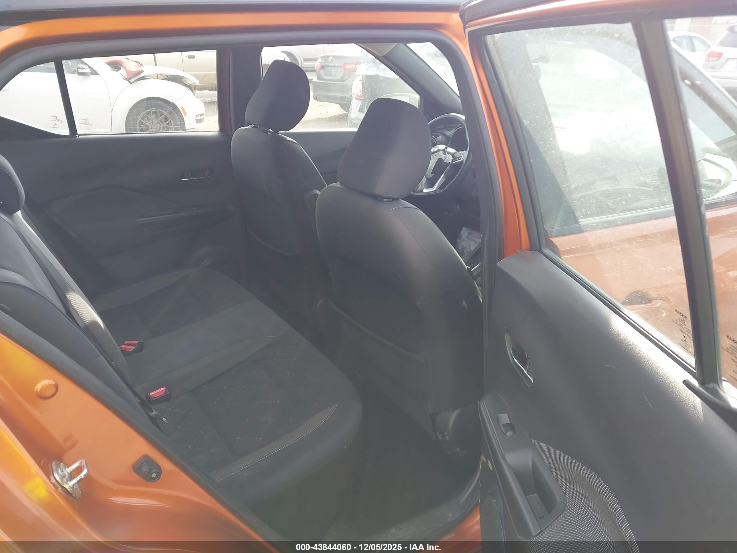 NISSAN KICKS image 8