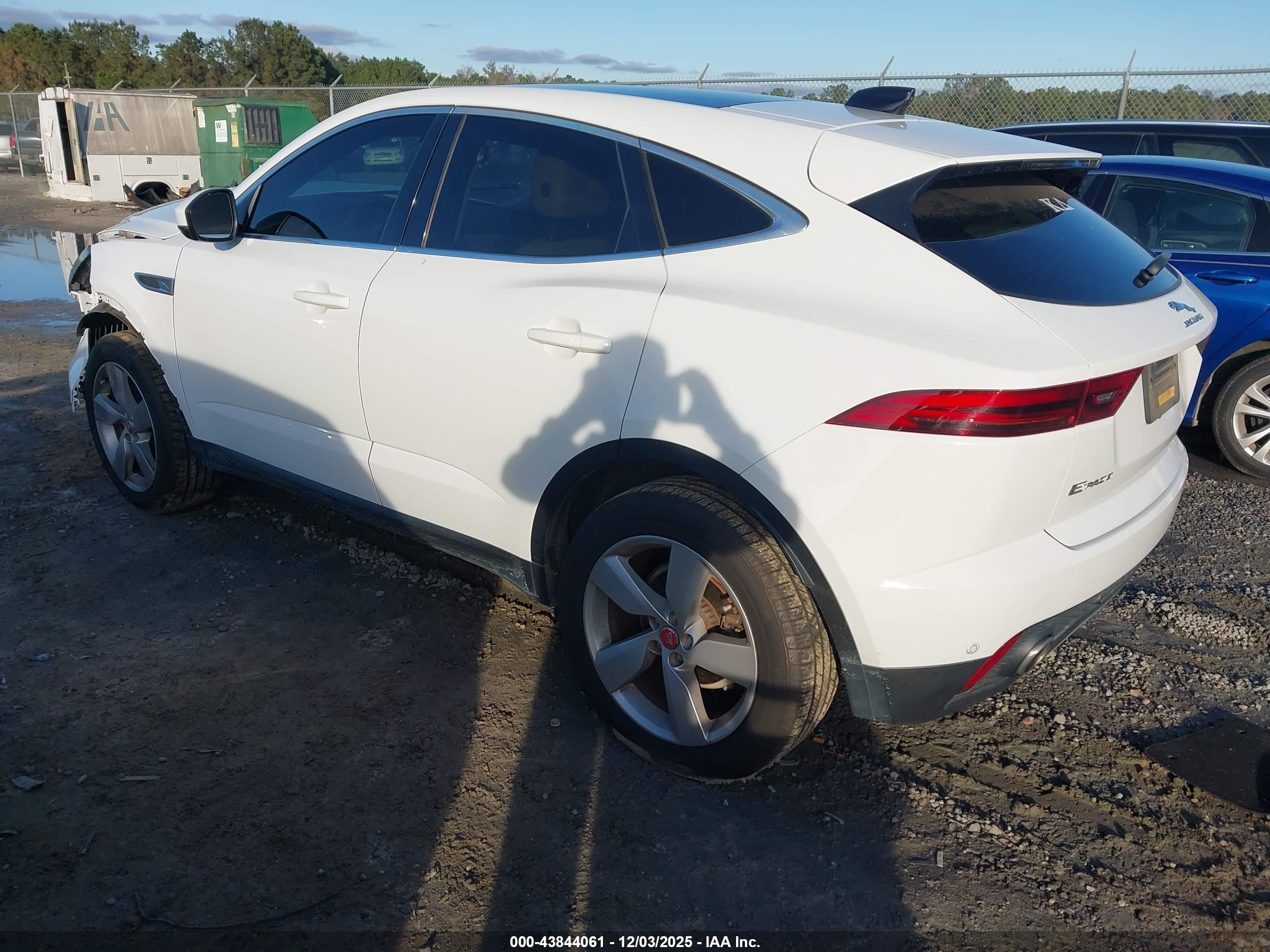 JAGUAR E-PACE image 3