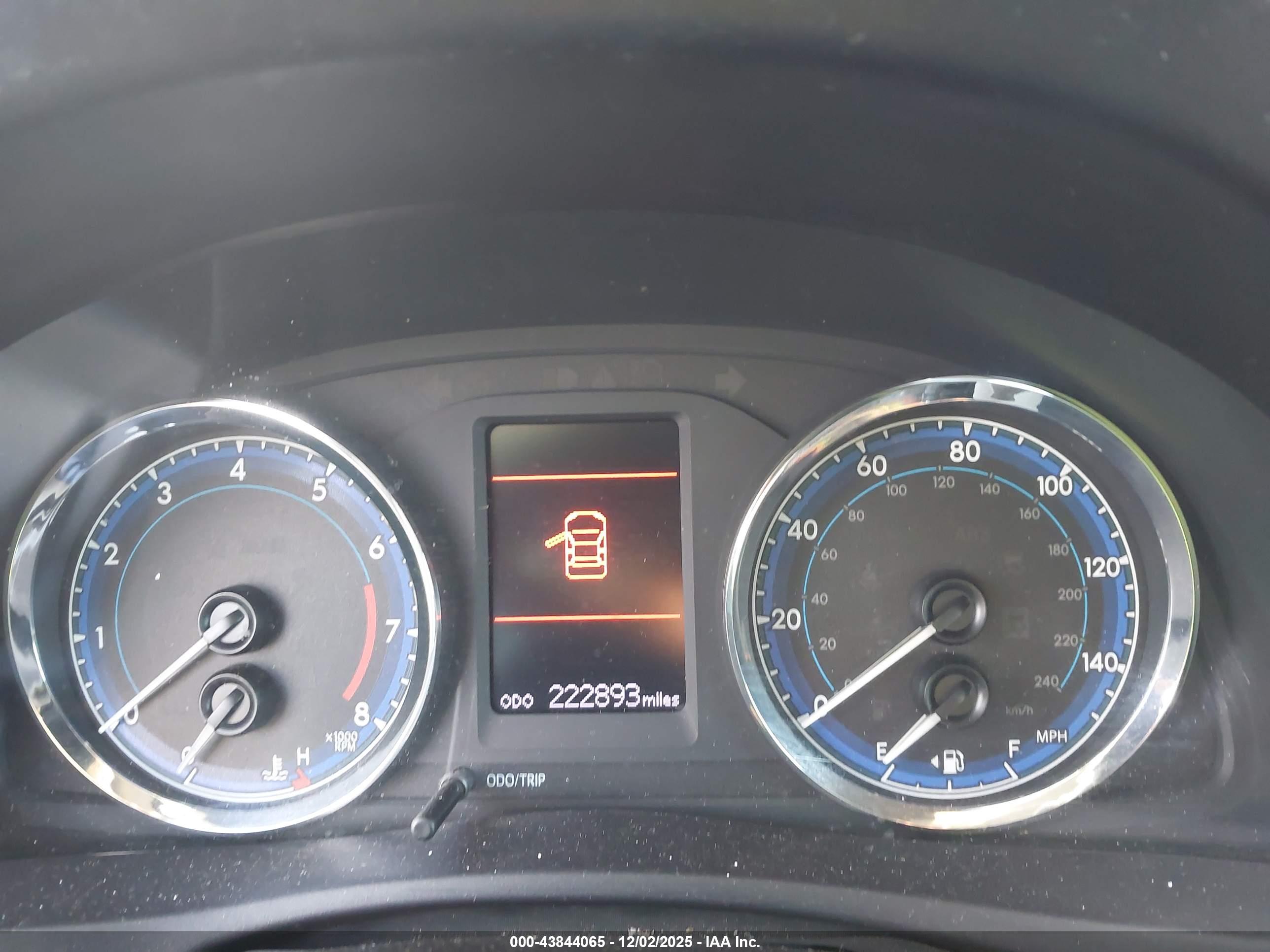TOYOTA COROLLA image 7