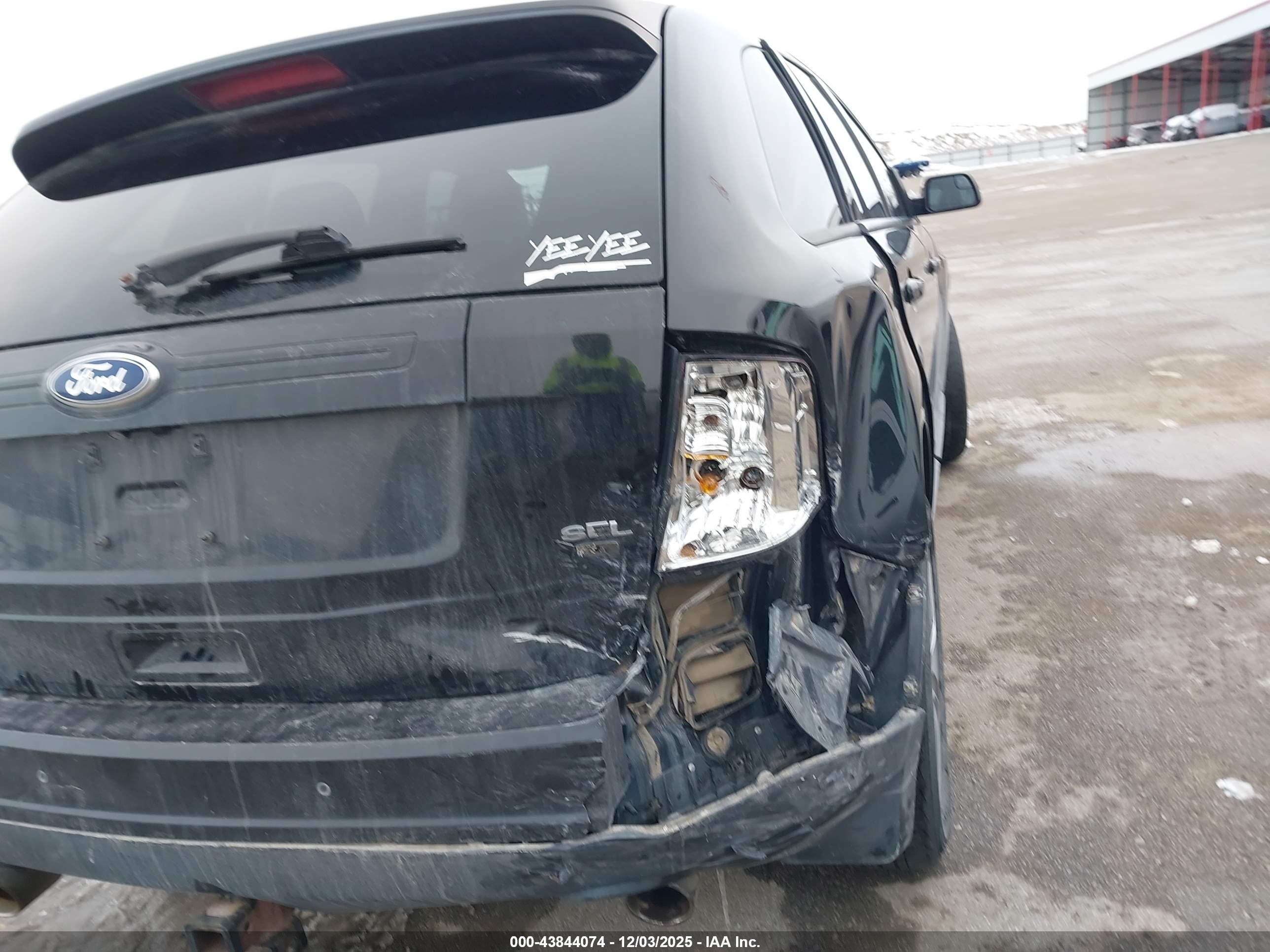 FORD EDGE image 6