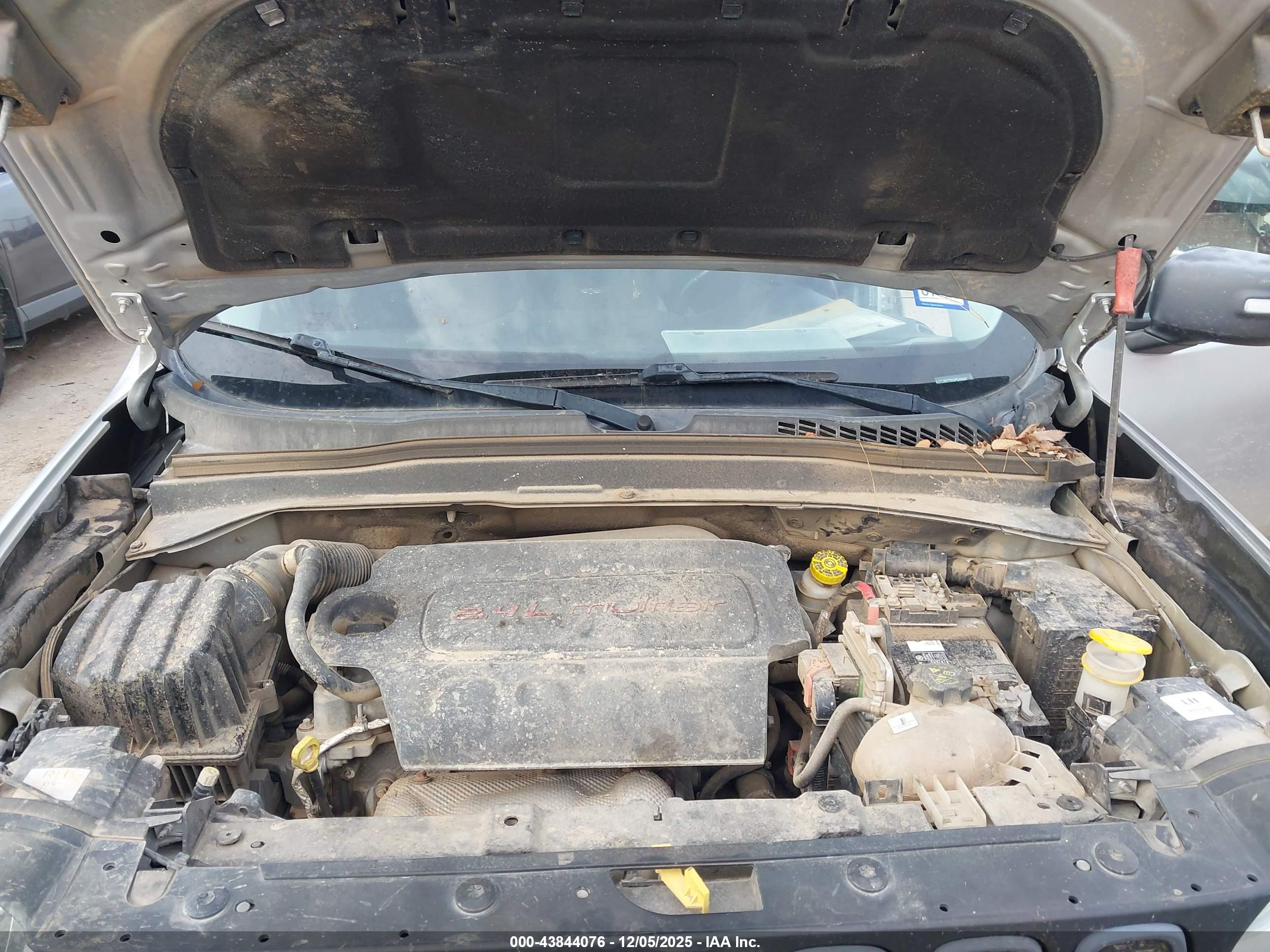 JEEP RENEGADE image 10