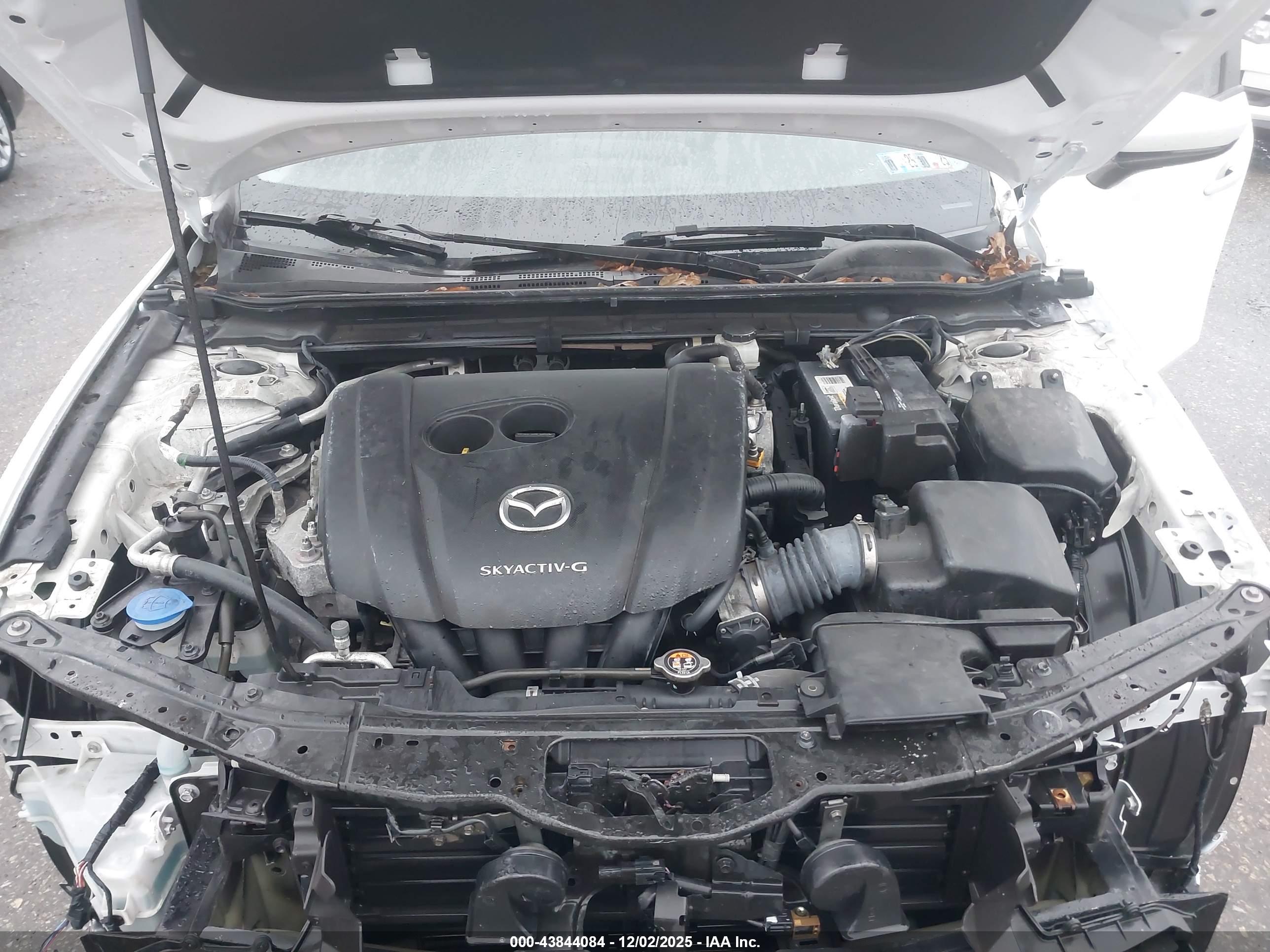 MAZDA MAZDA3 image 10