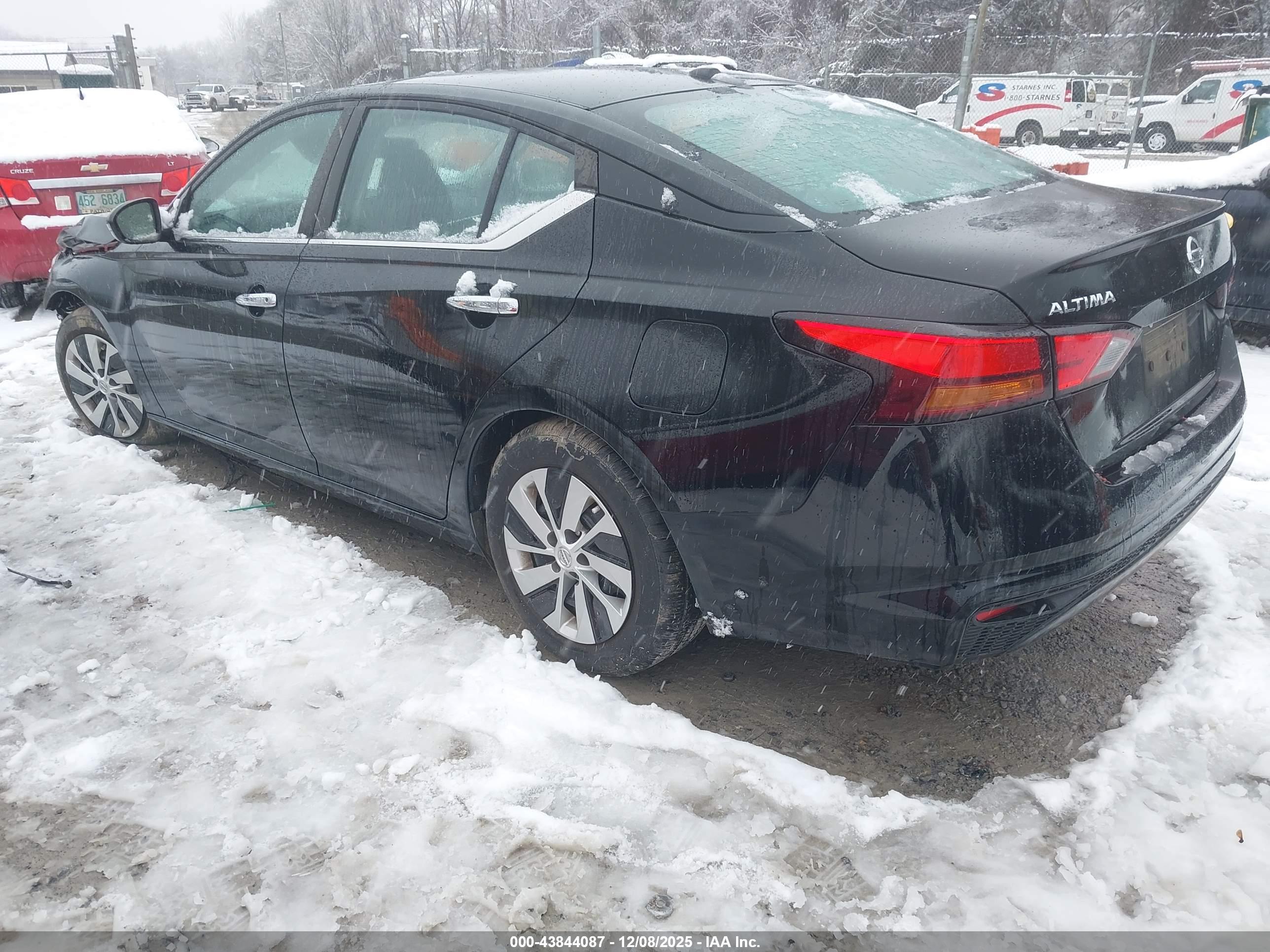 NISSAN ALTIMA image 3