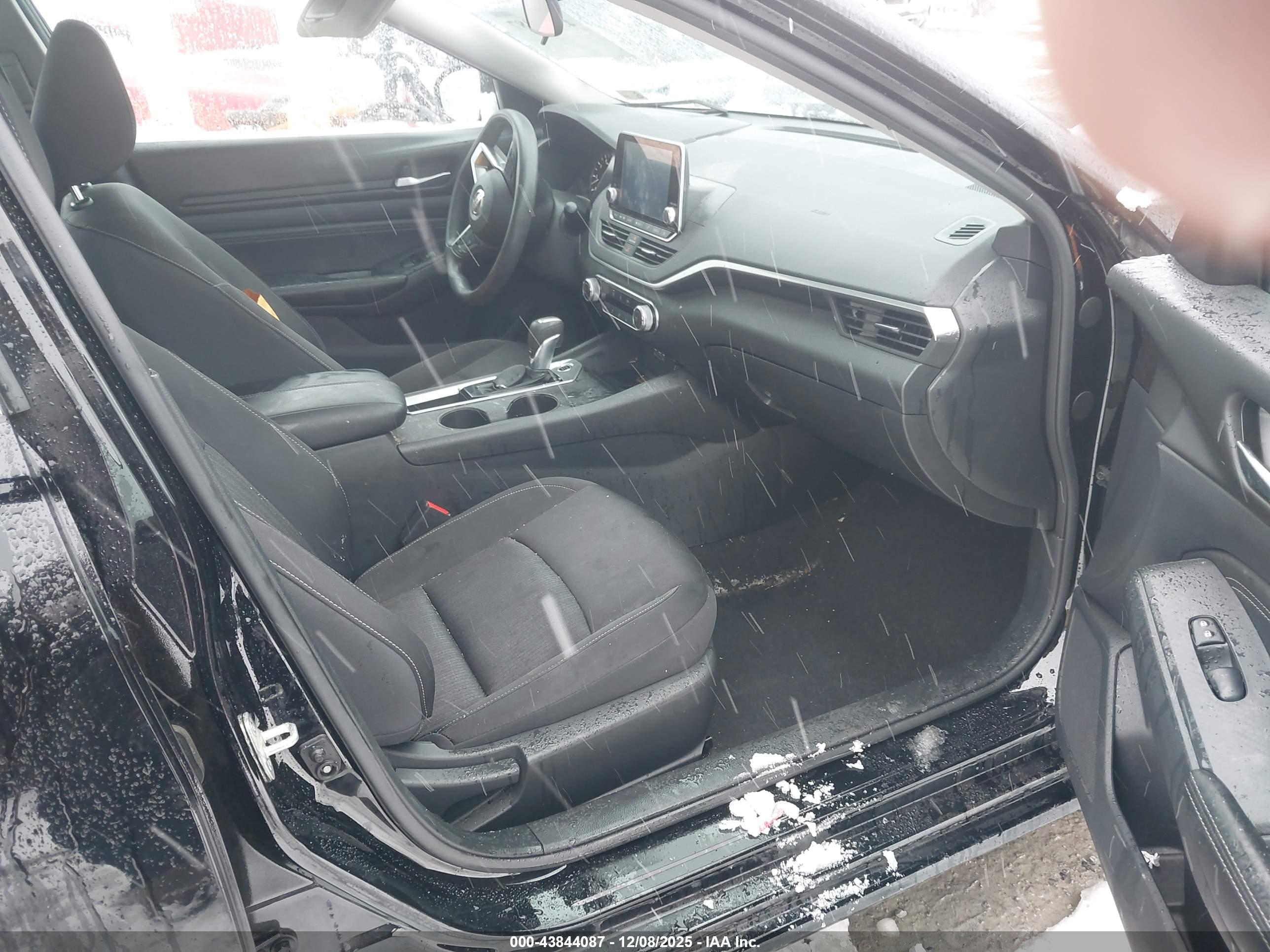 NISSAN ALTIMA image 5