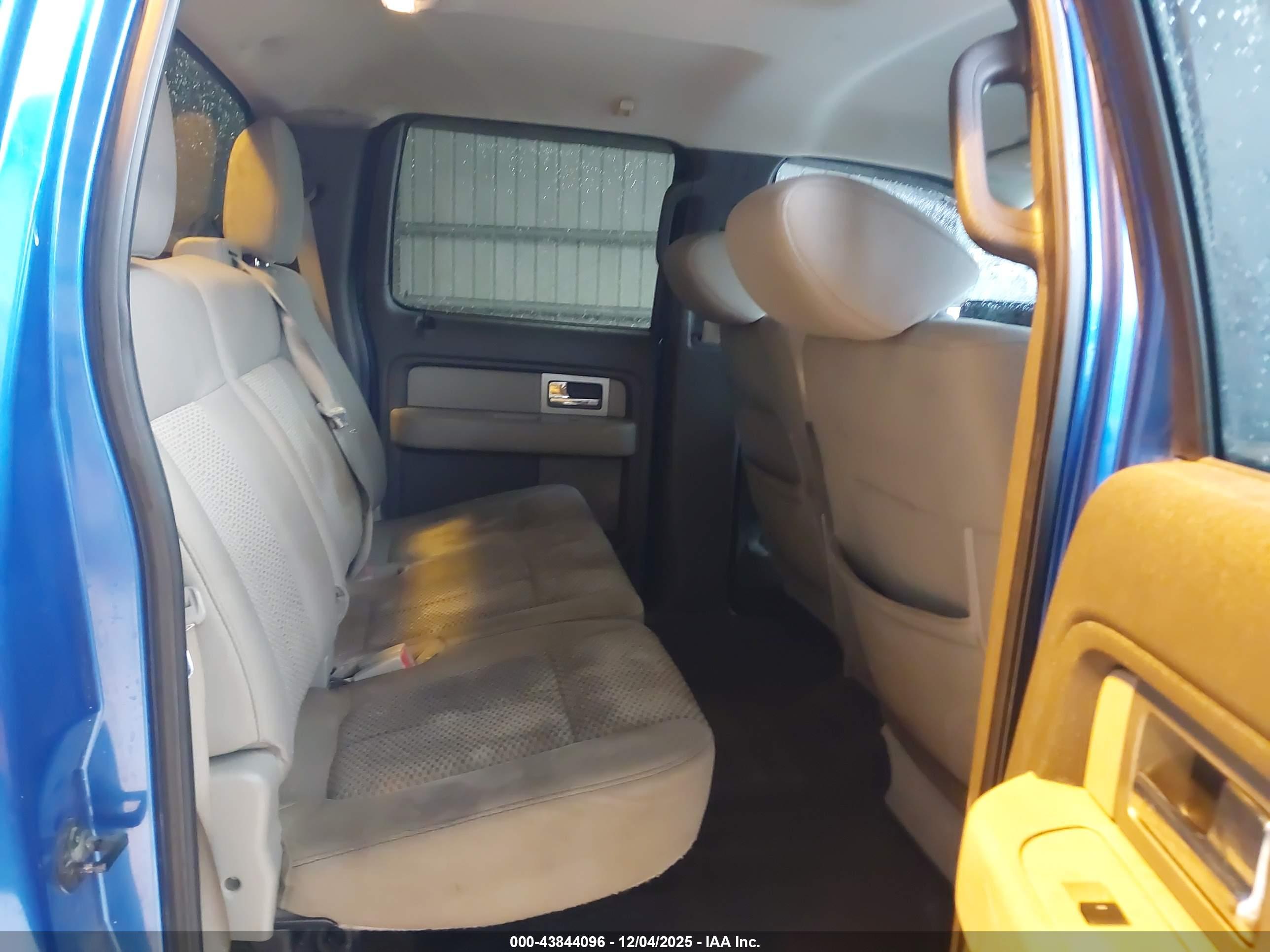FORD F-150 image 8