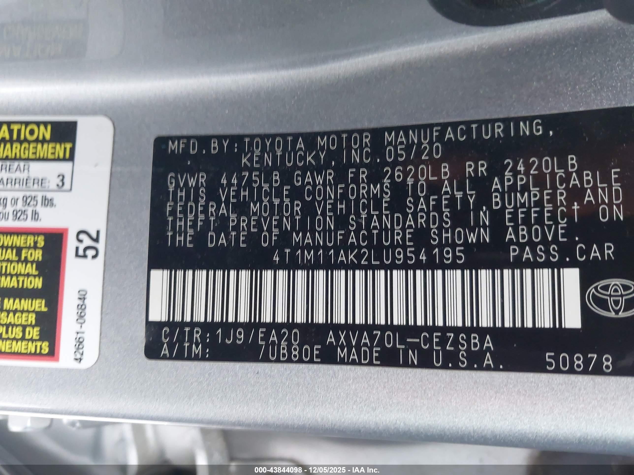 TOYOTA CAMRY image 9