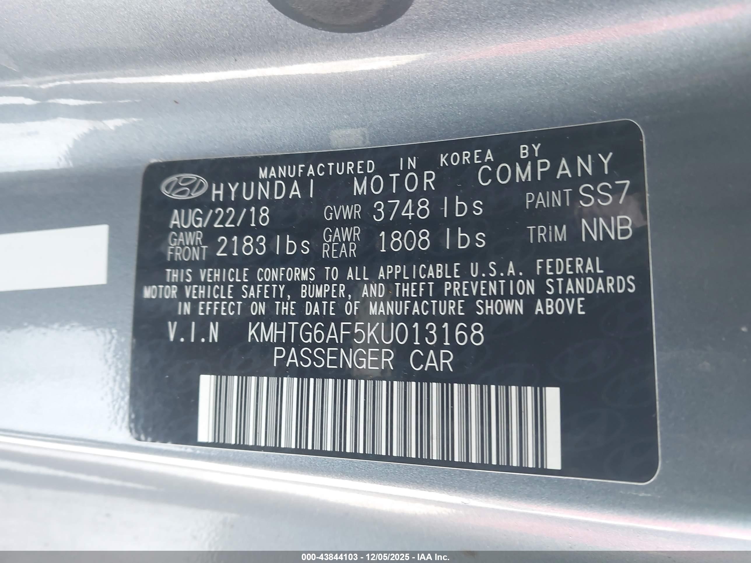 HYUNDAI VELOSTER image 9