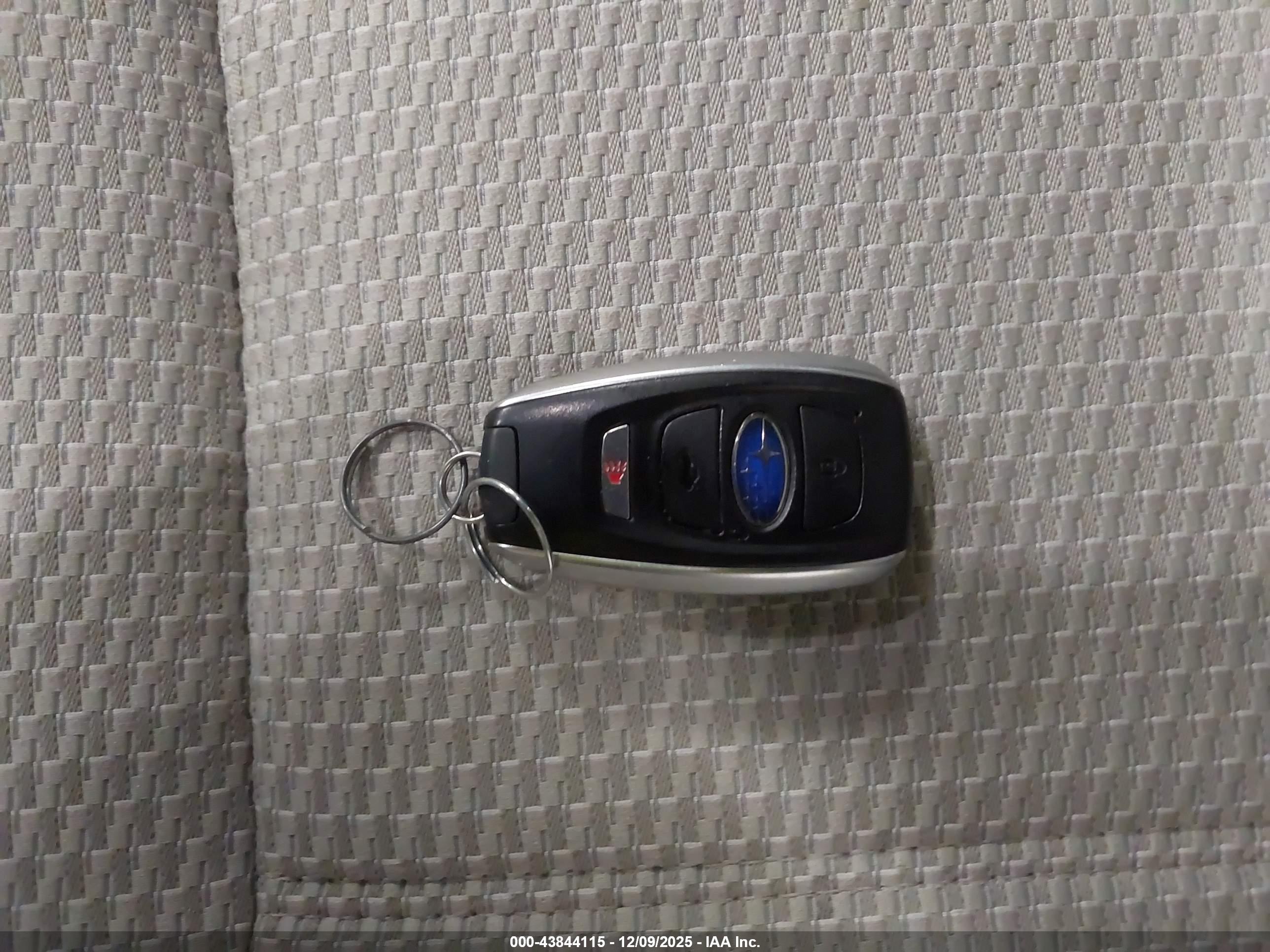 SUBARU FORESTER image 11