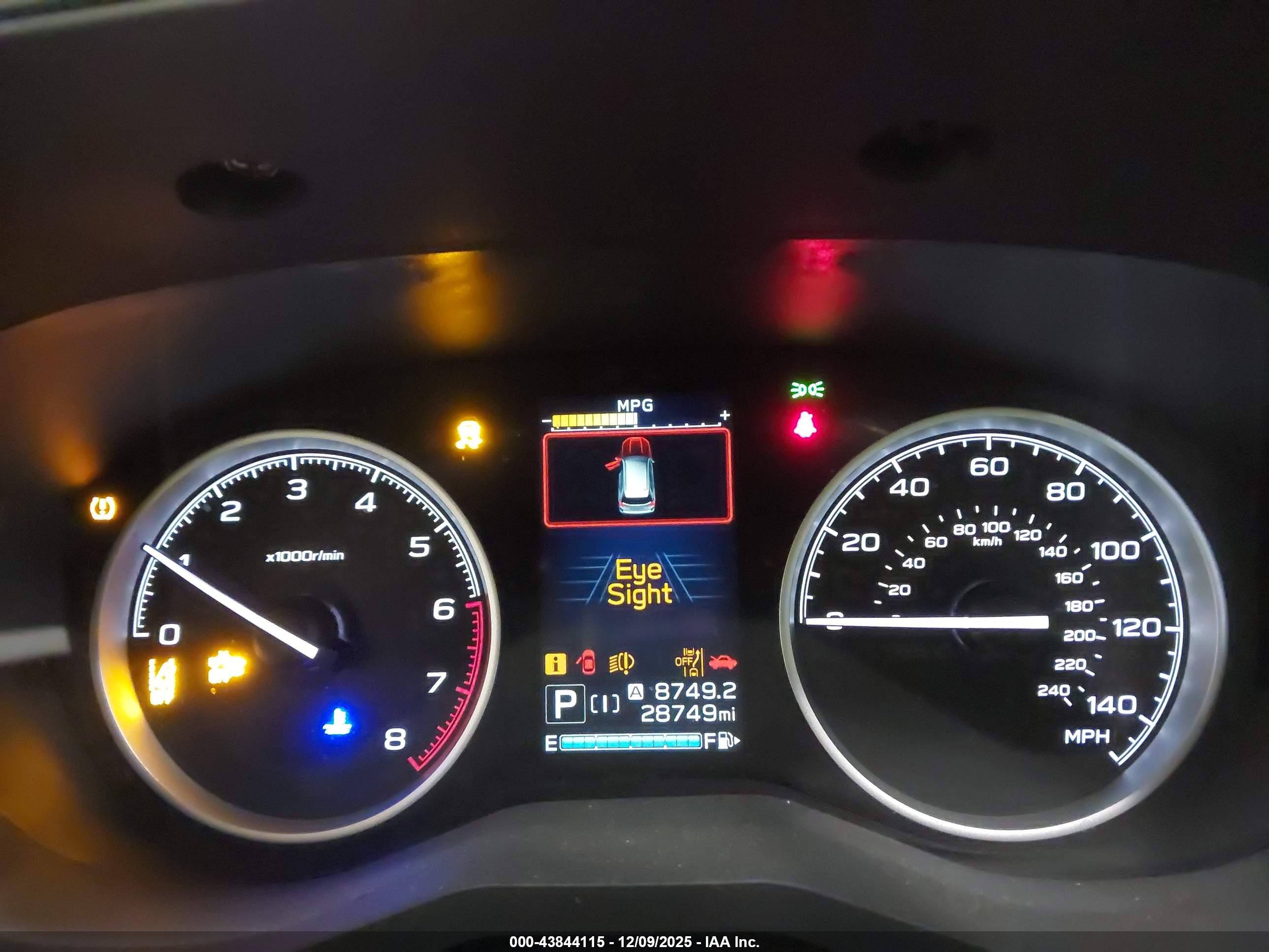 SUBARU FORESTER image 7