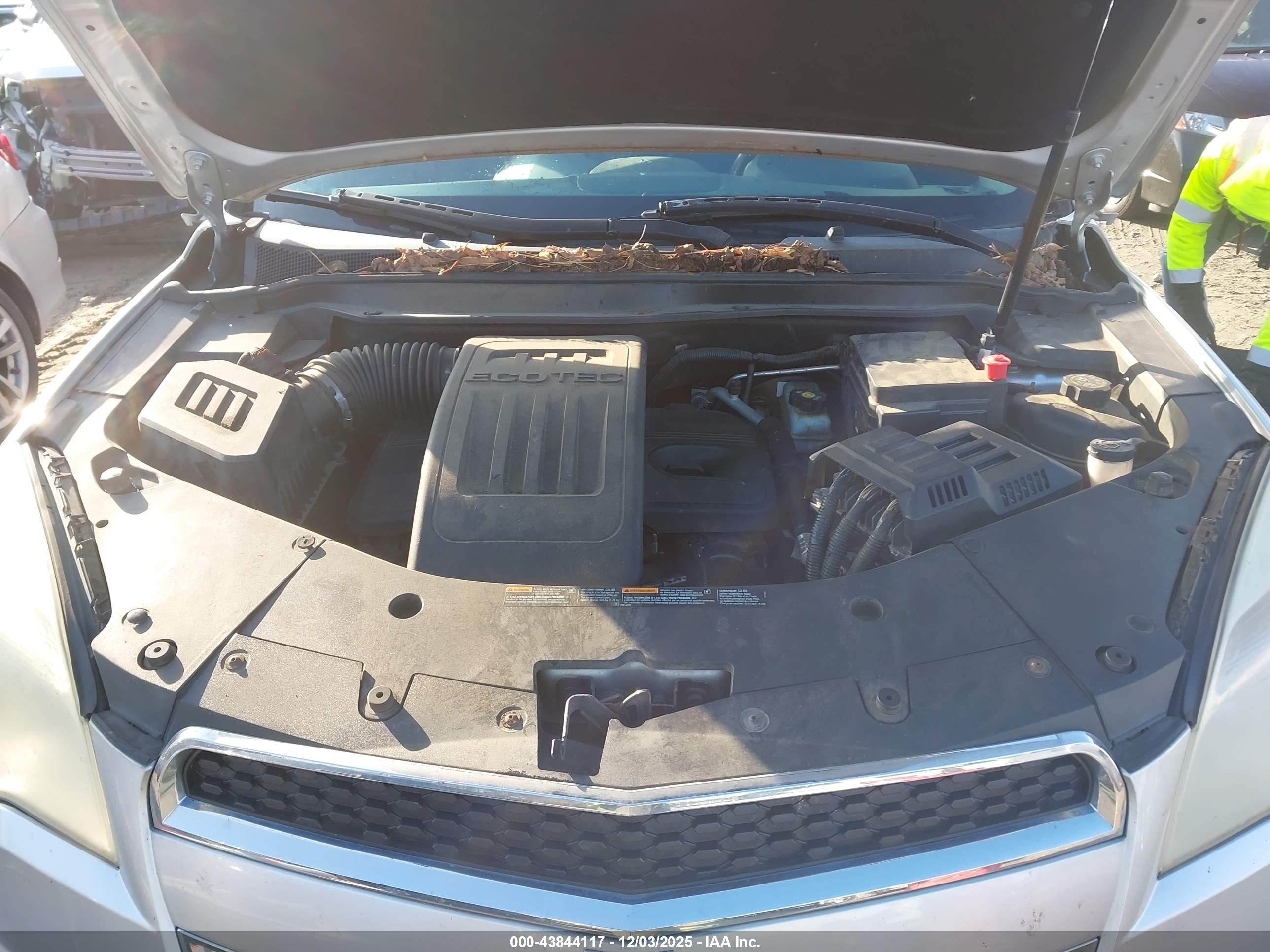 CHEVROLET EQUINOX image 10