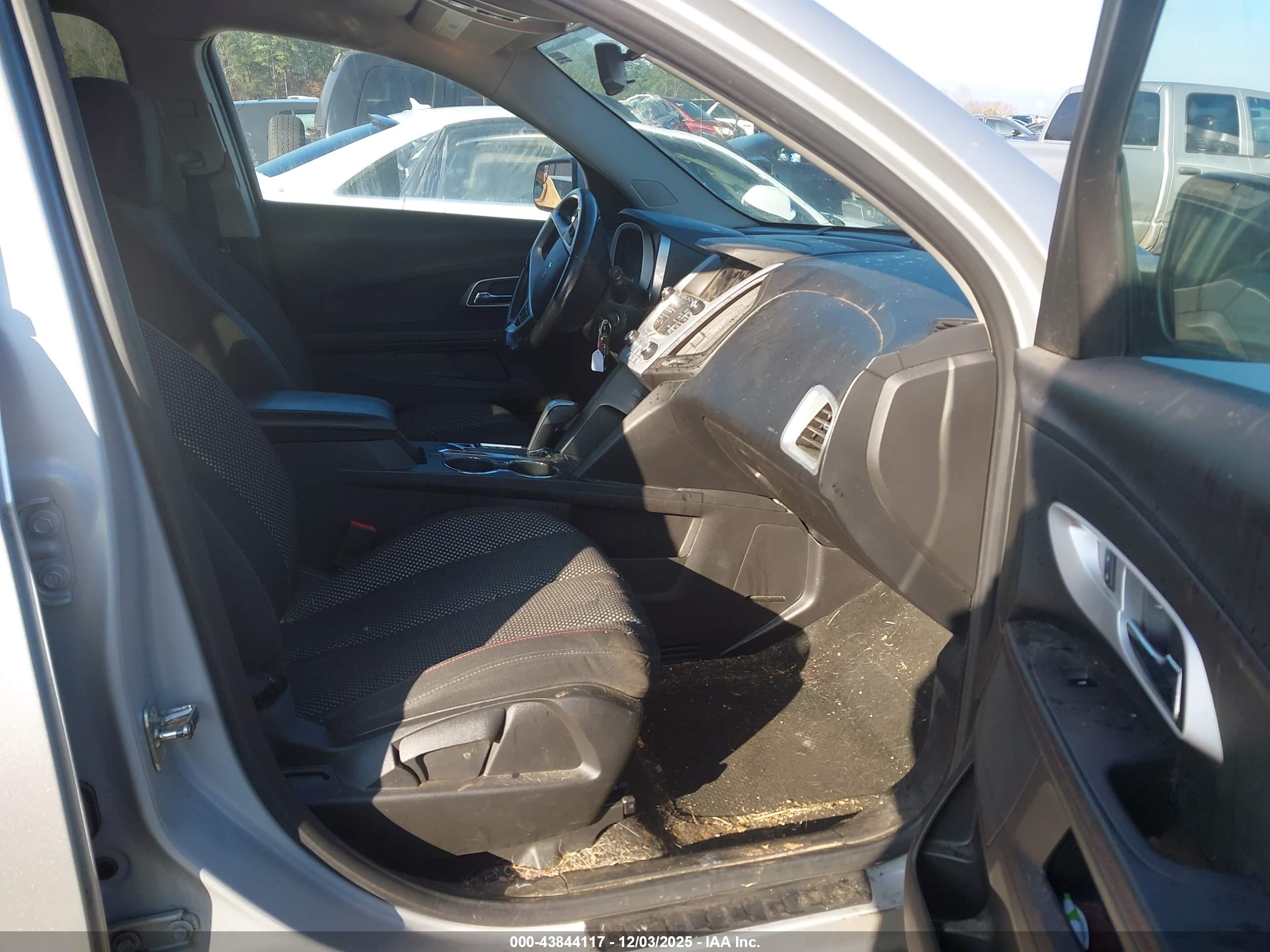CHEVROLET EQUINOX image 5