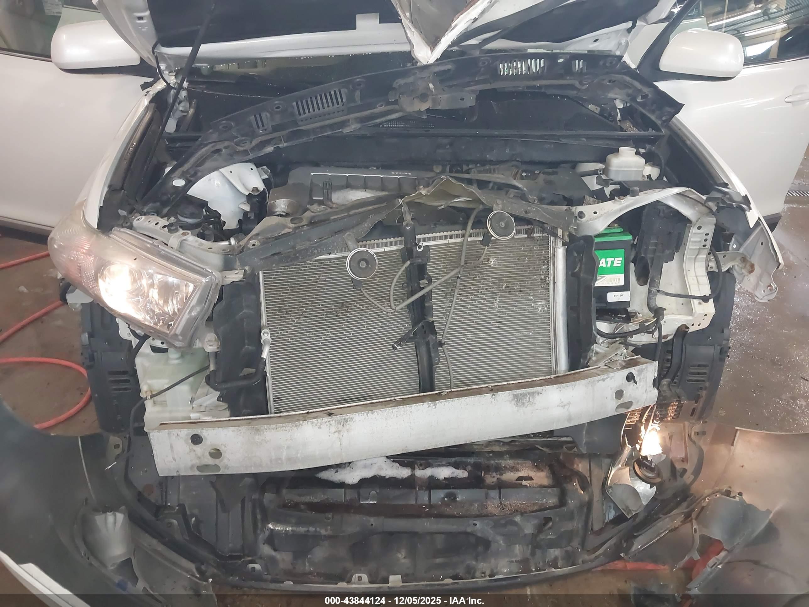 TOYOTA HIGHLANDER image 10