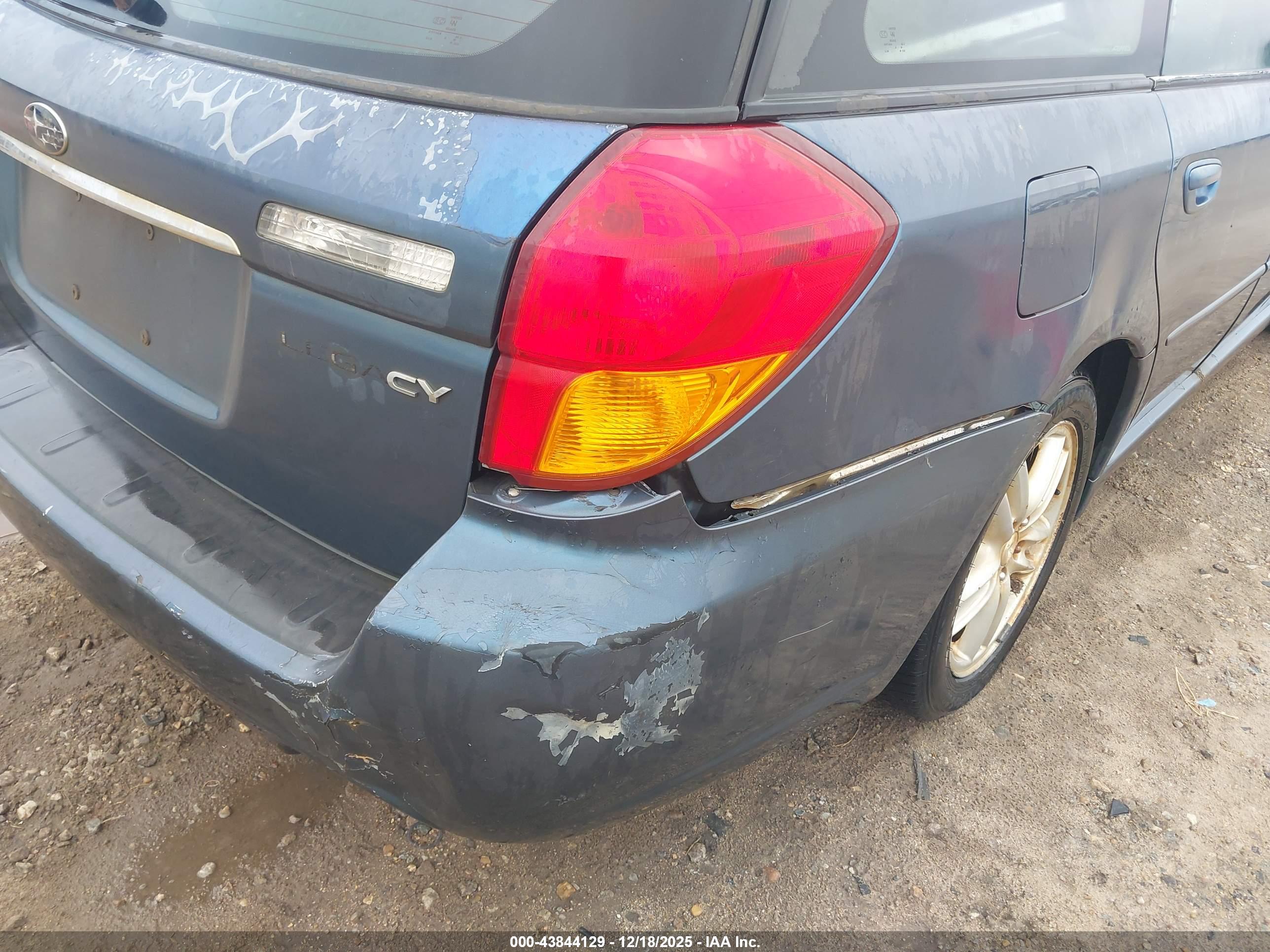 SUBARU LEGACY image 6