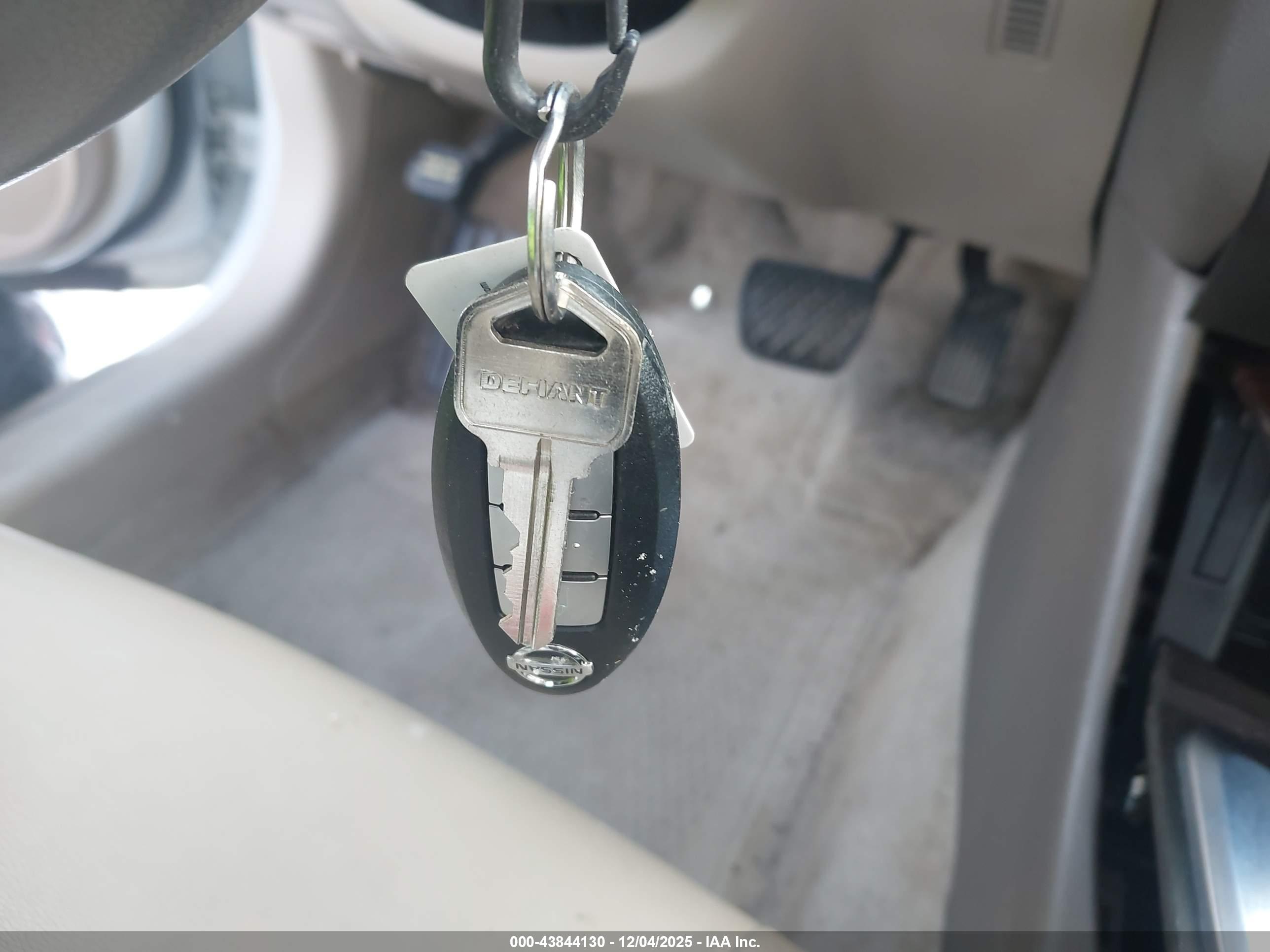 NISSAN ALTIMA image 11