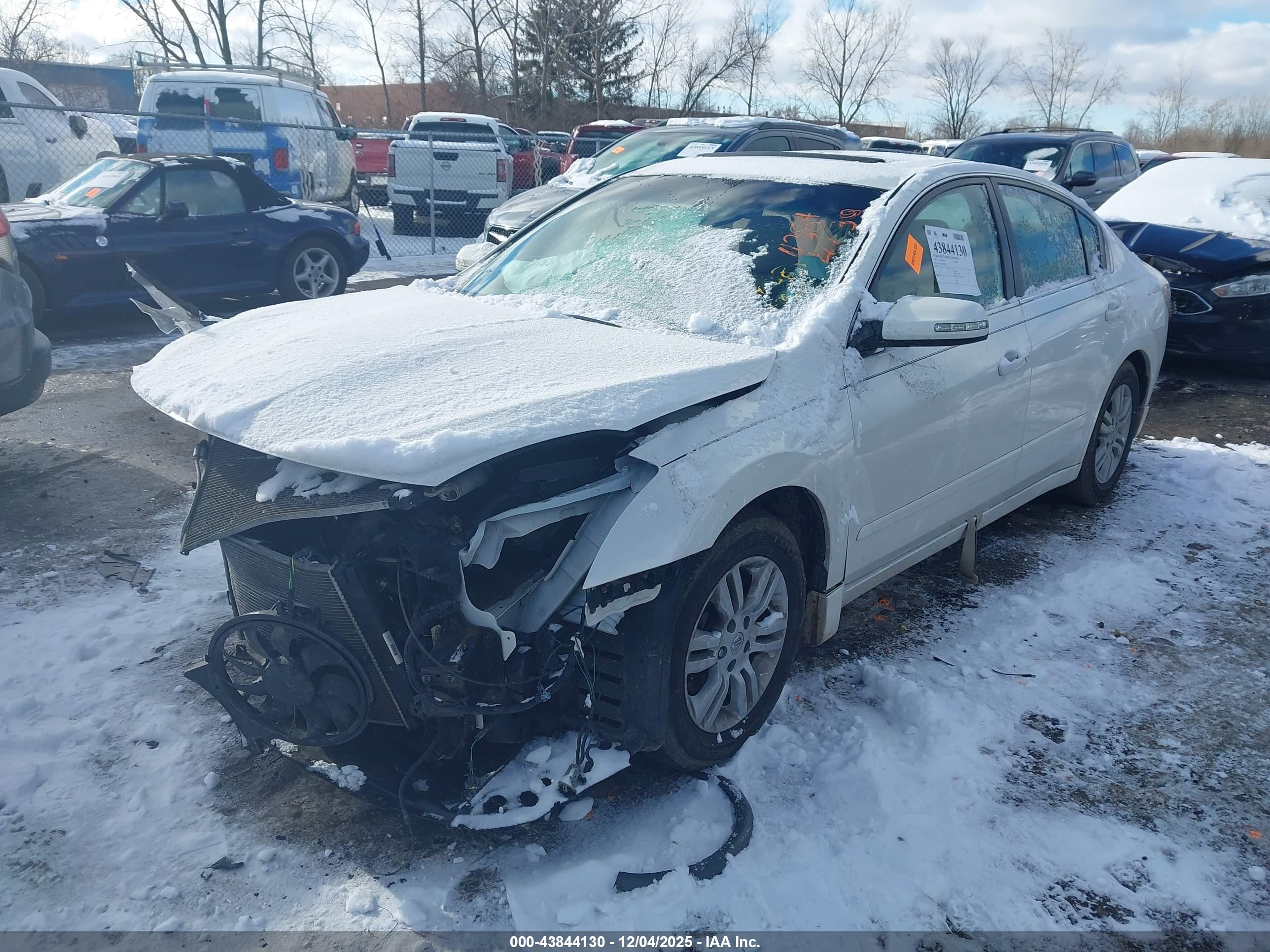 NISSAN ALTIMA image 2