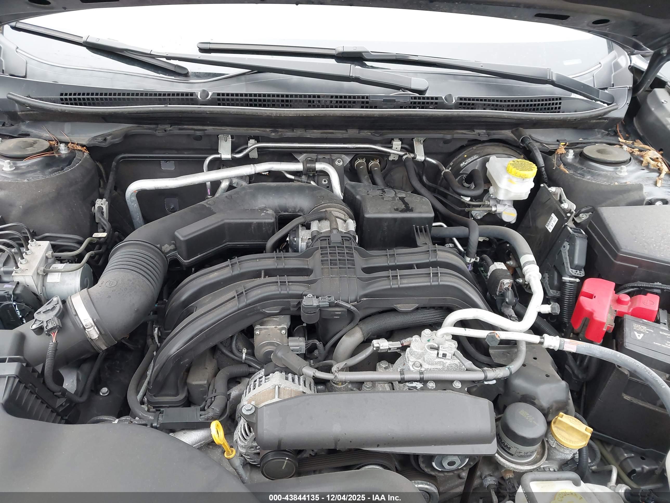 SUBARU OUTBACK image 10