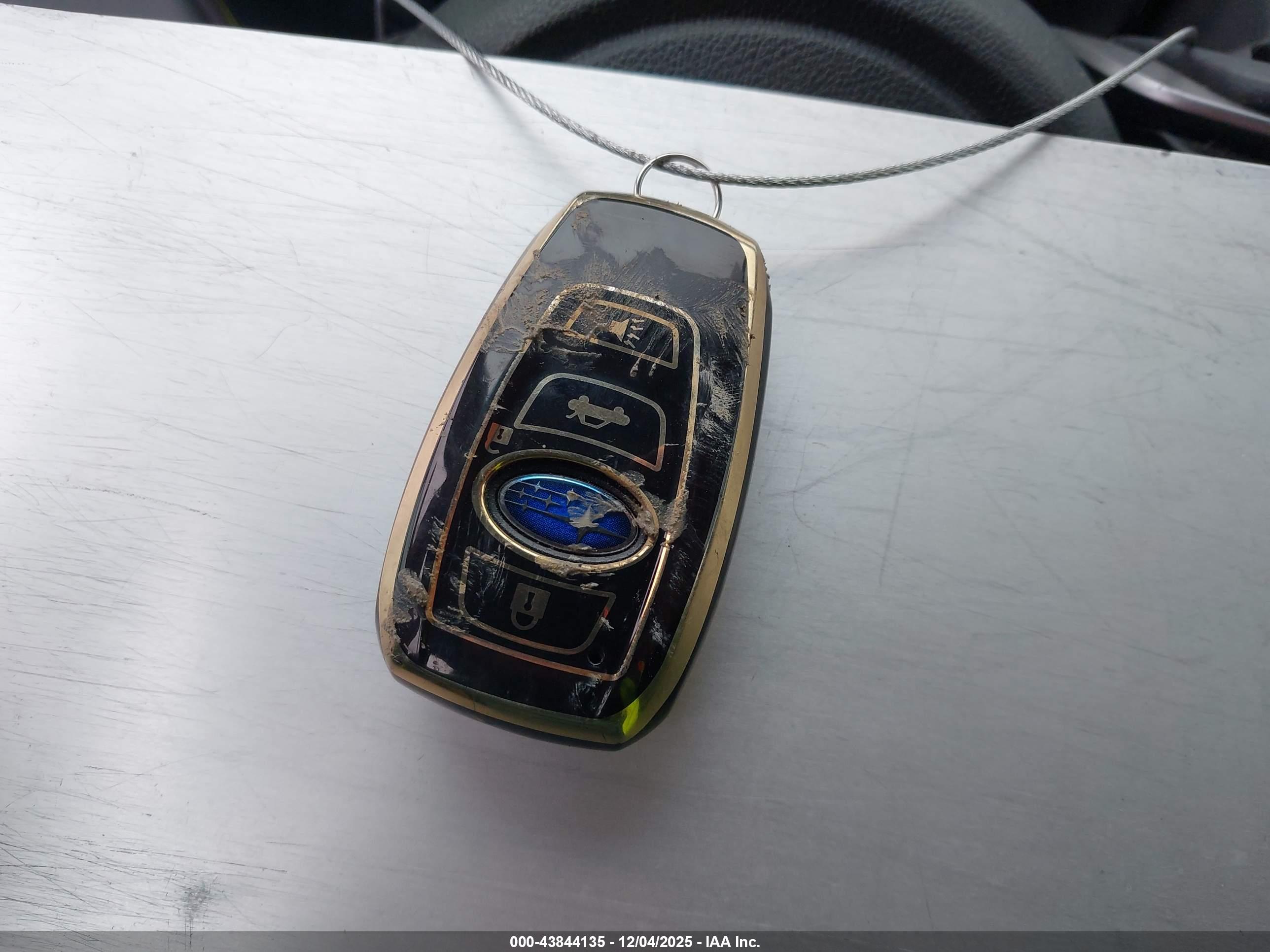 SUBARU OUTBACK image 11