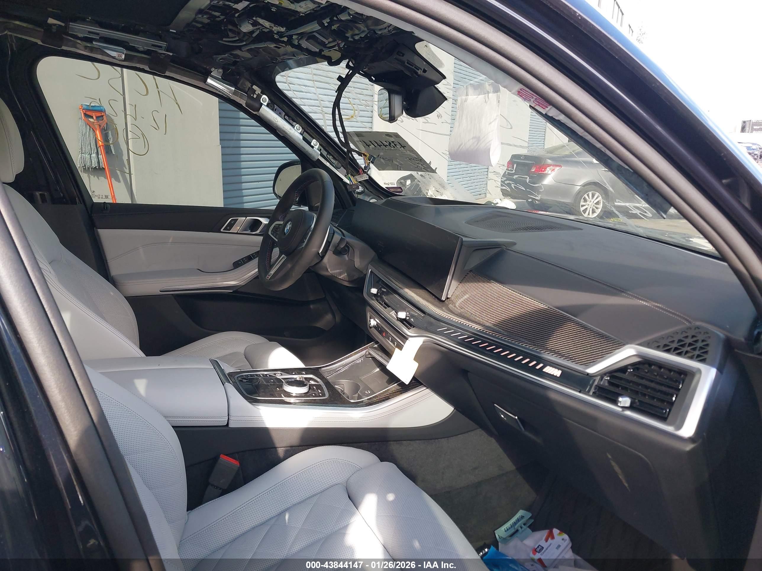 BMW X5 image 5