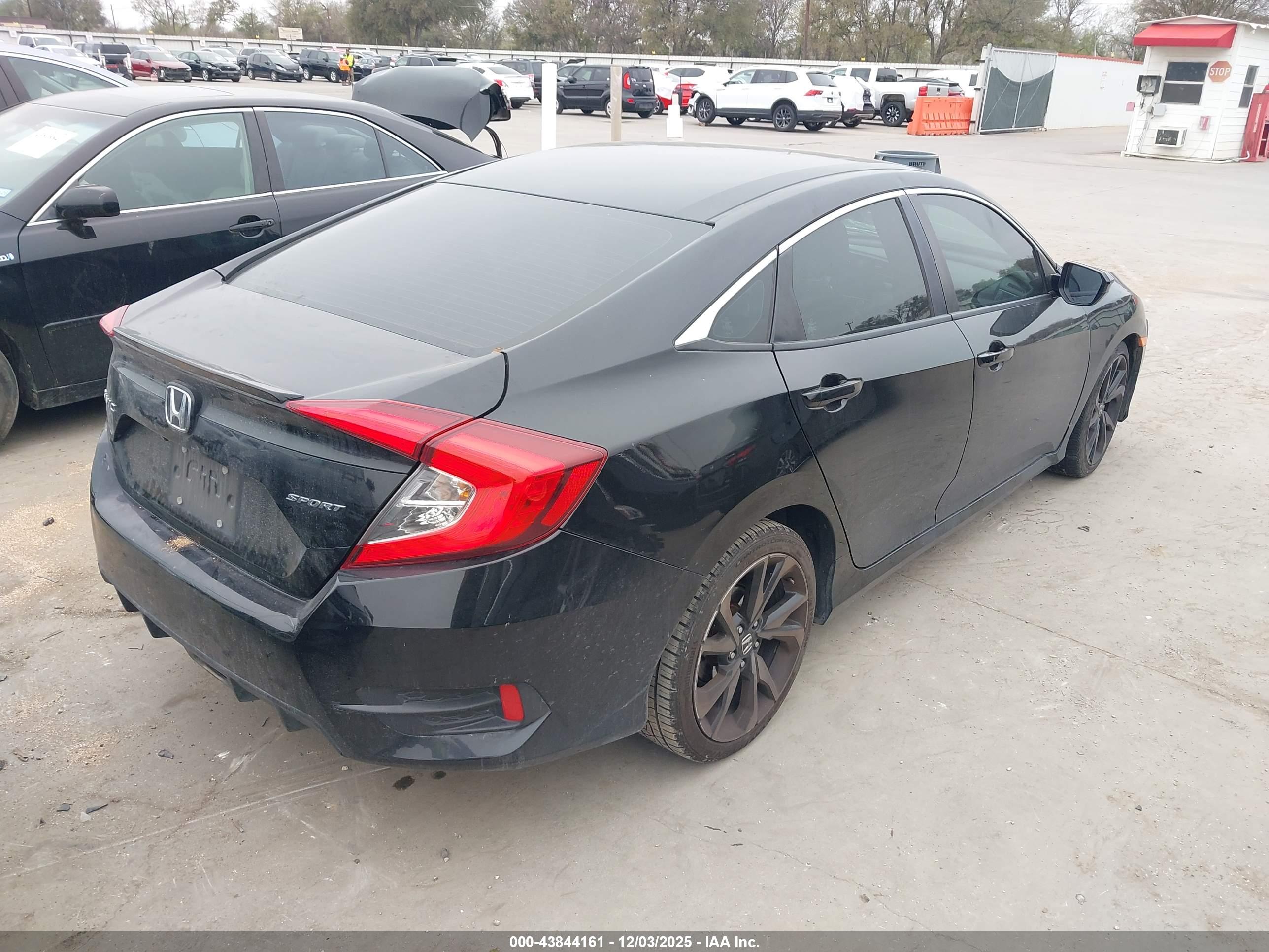 HONDA CIVIC image 4