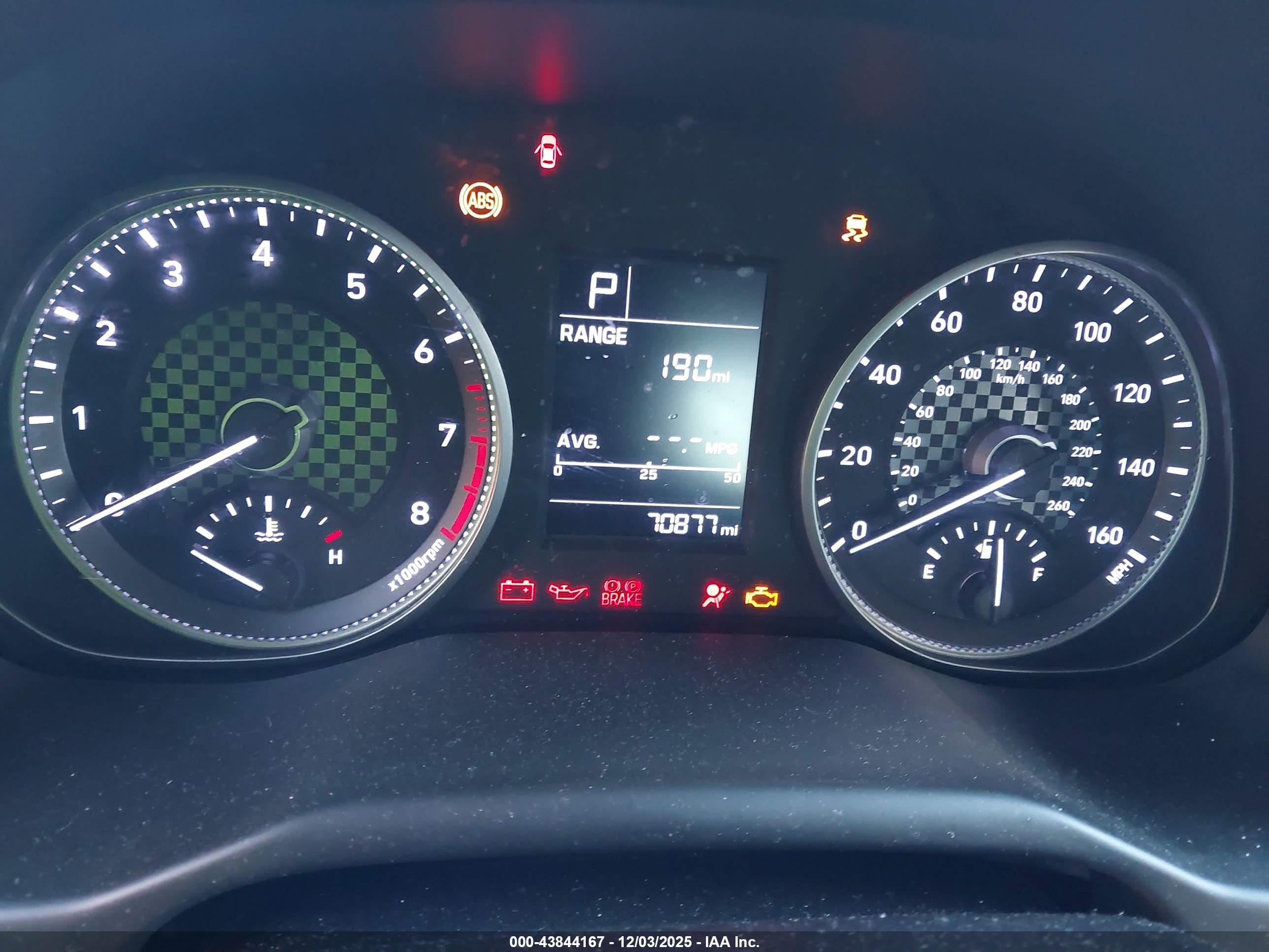 HYUNDAI ELANTRA image 7