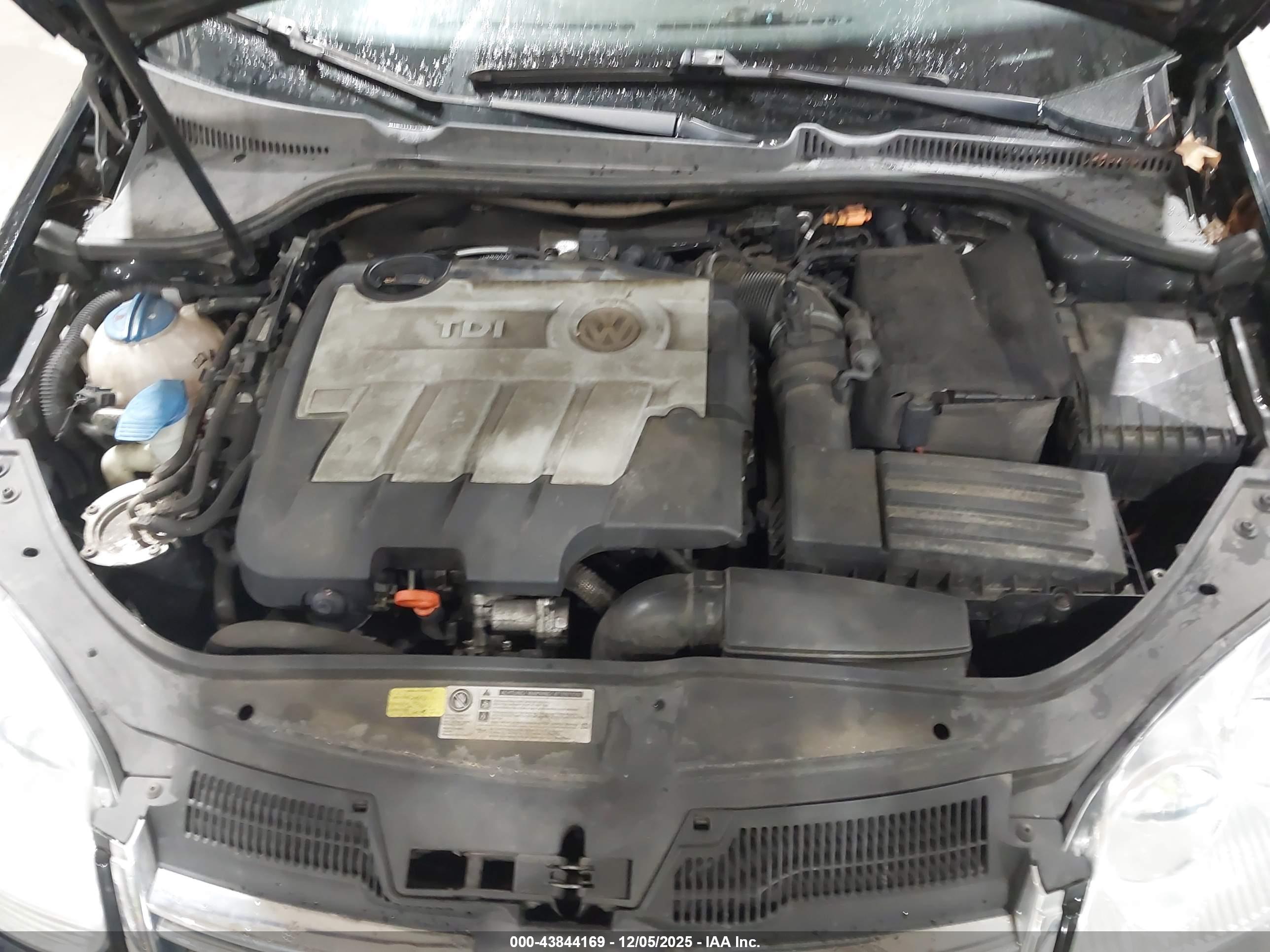 VOLKSWAGEN JETTA image 10