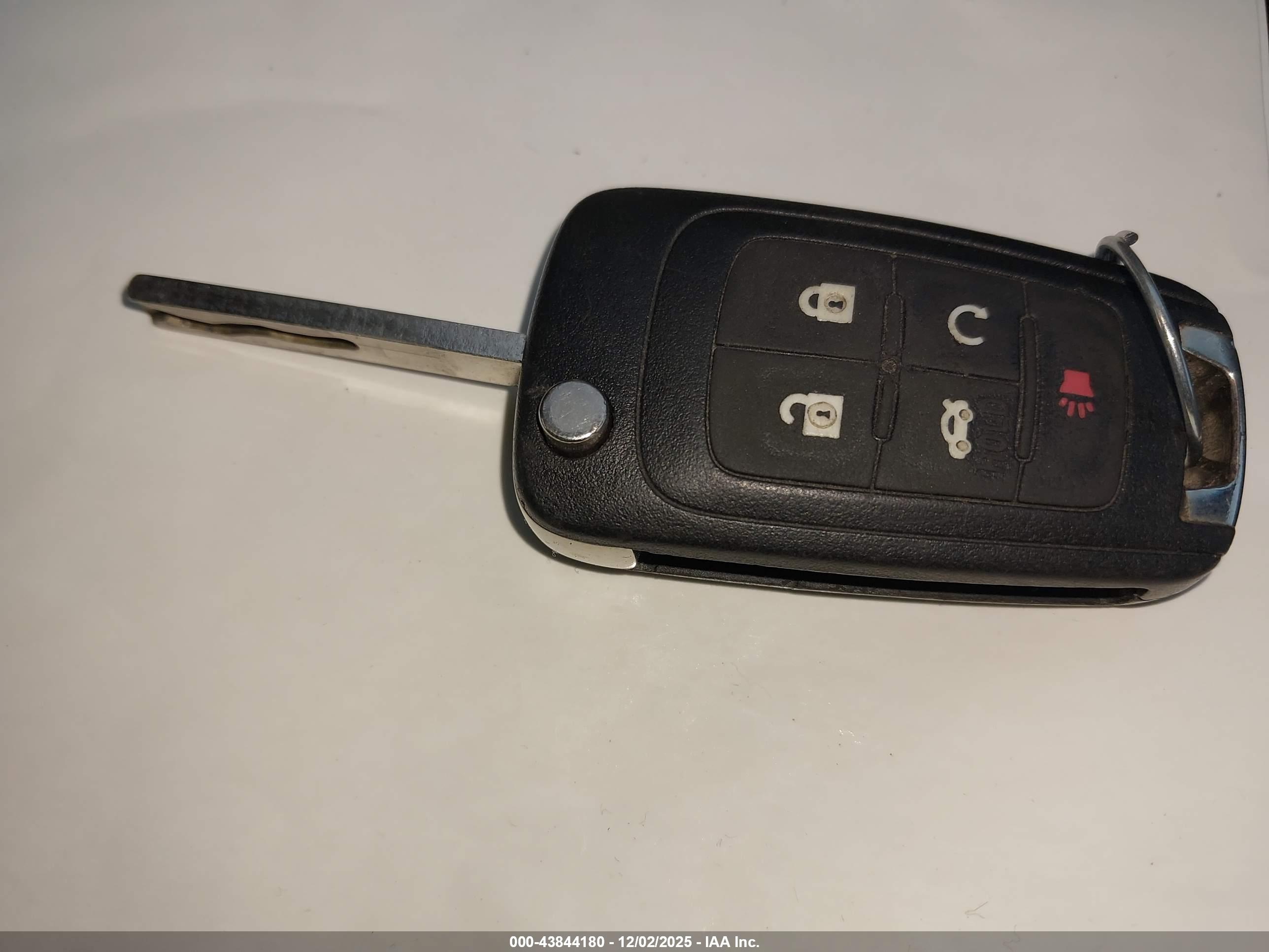 GMC TERRAIN image 11