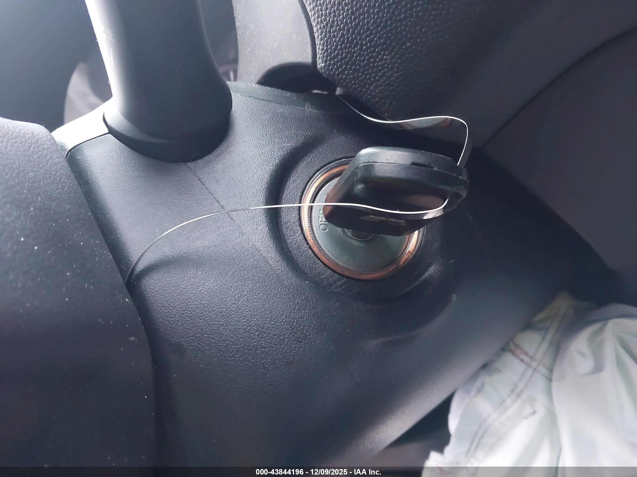 MITSUBISHI MIRAGE image 11