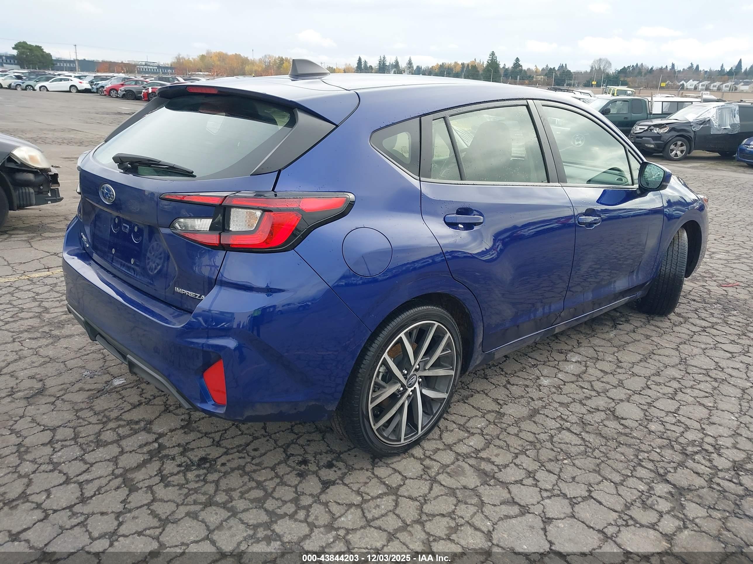 SUBARU IMPREZA image 4