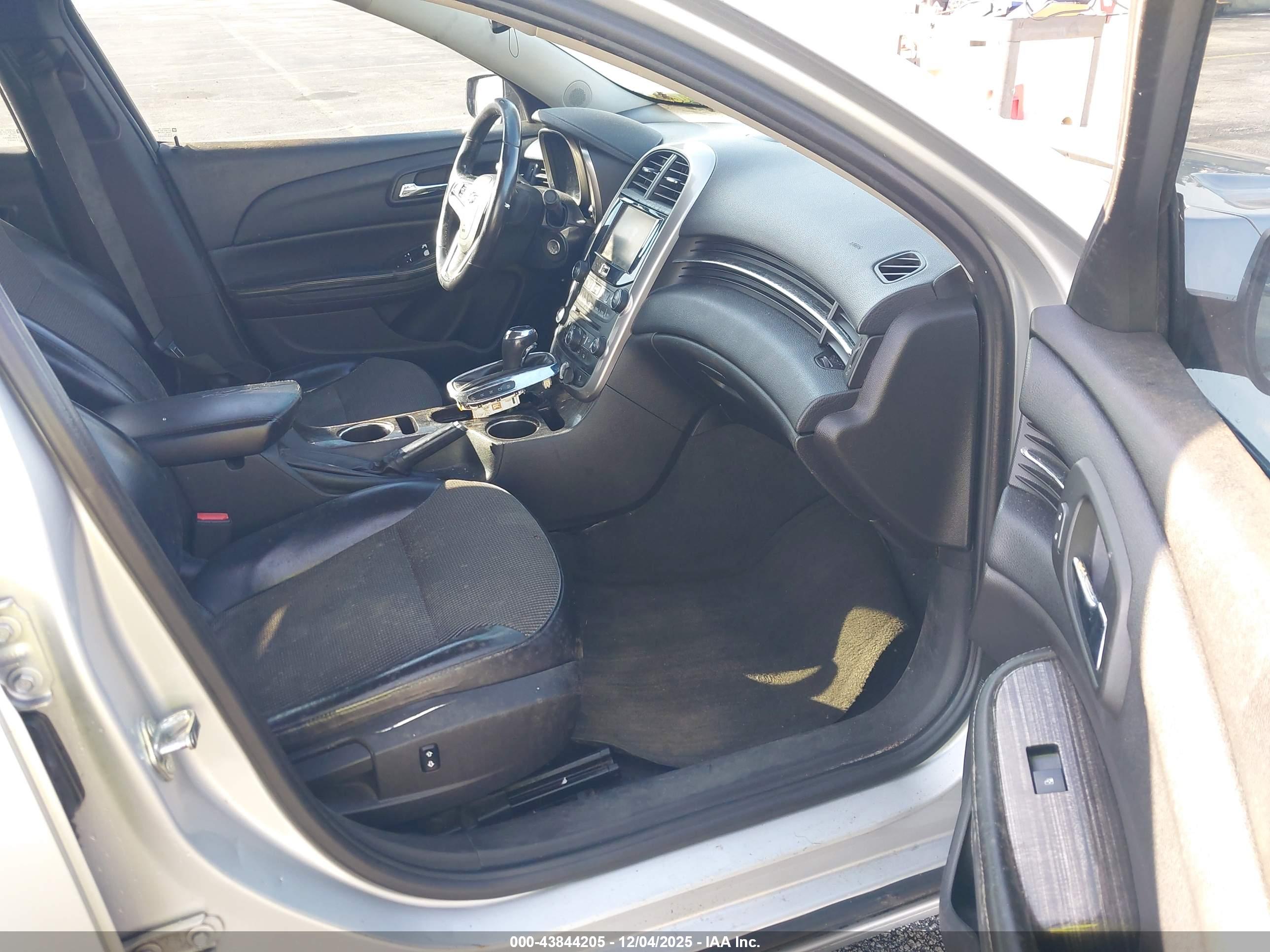 CHEVROLET MALIBU image 5