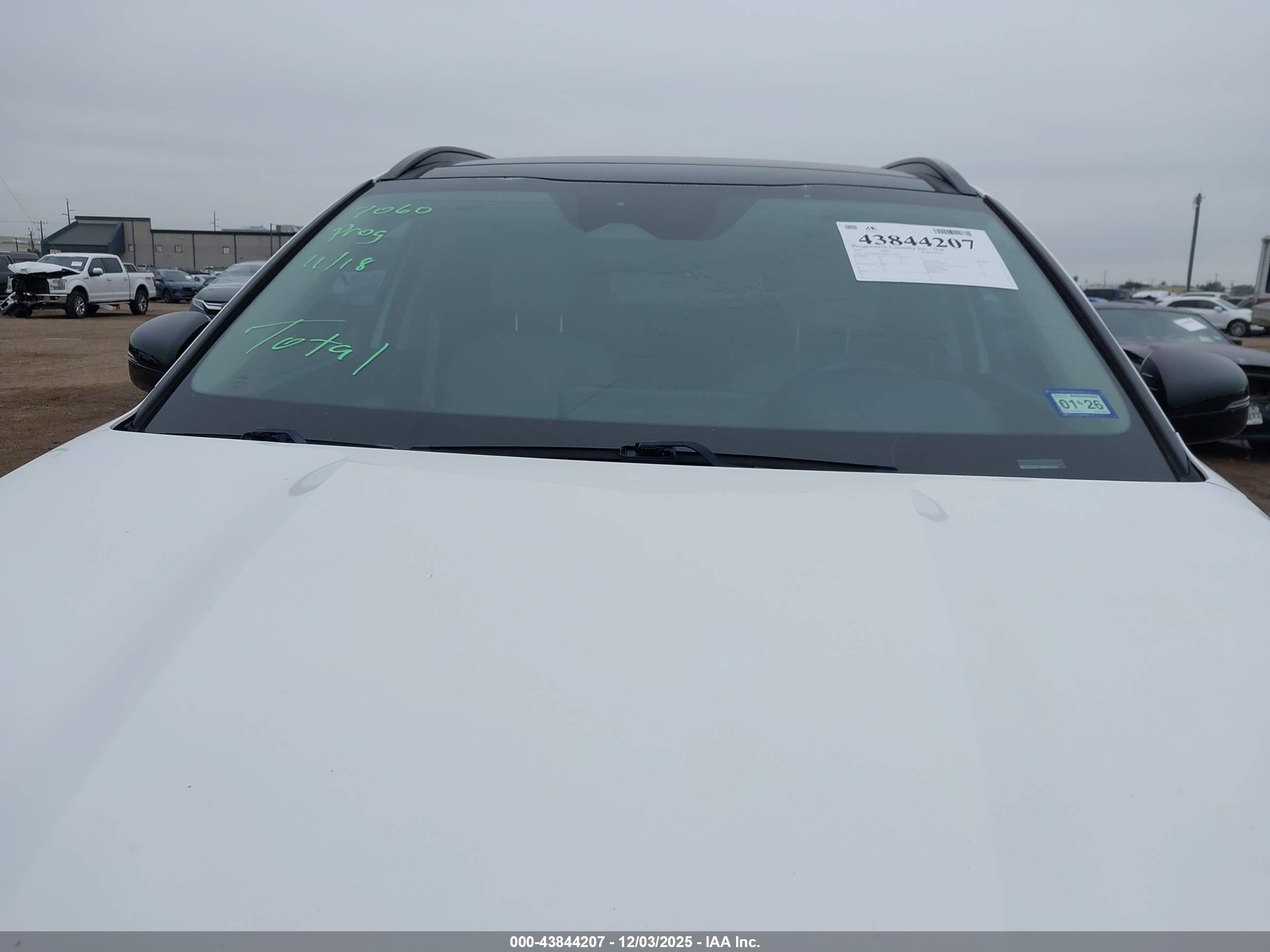 KIA SORENTO image 6