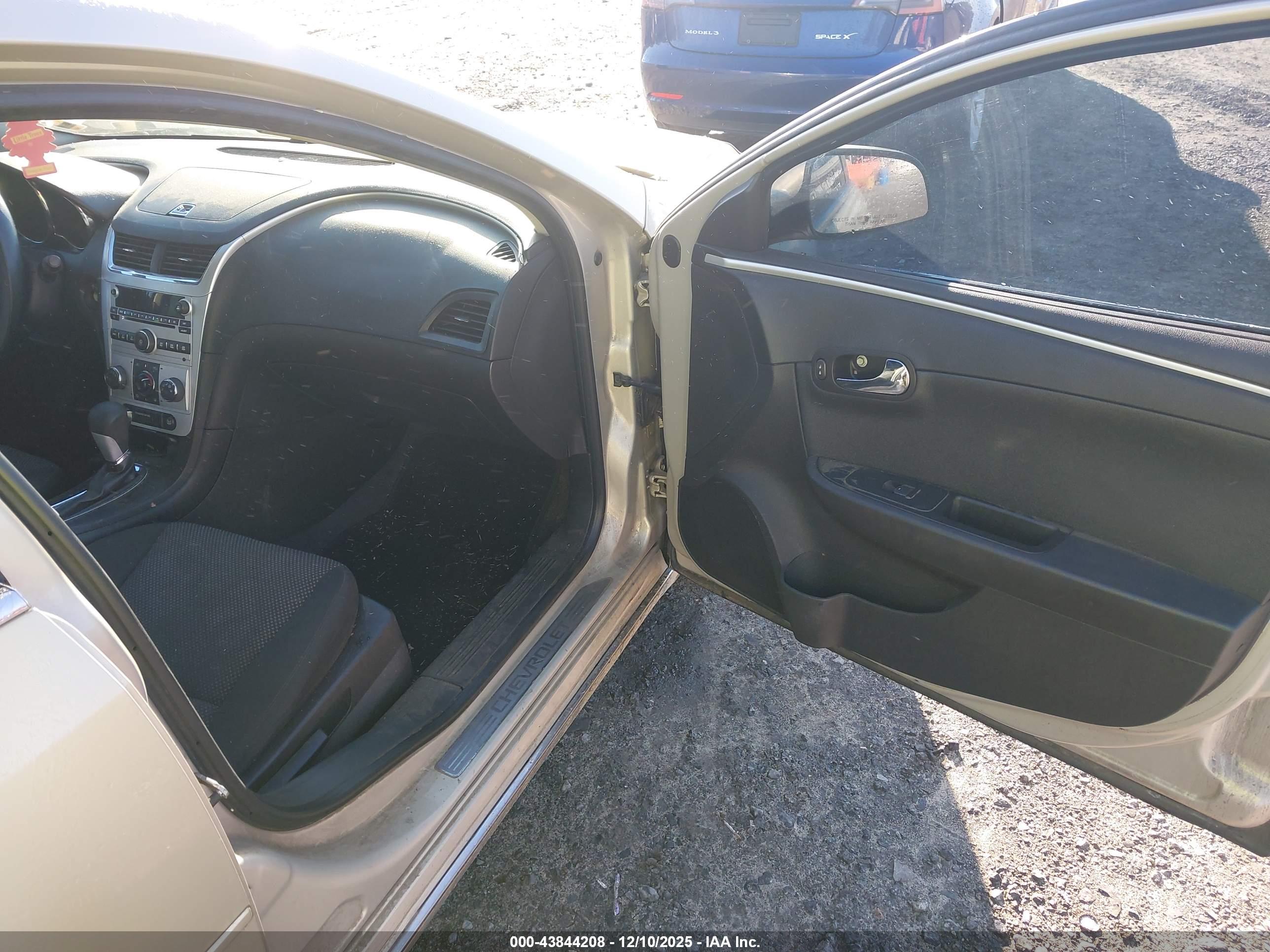CHEVROLET MALIBU image 5