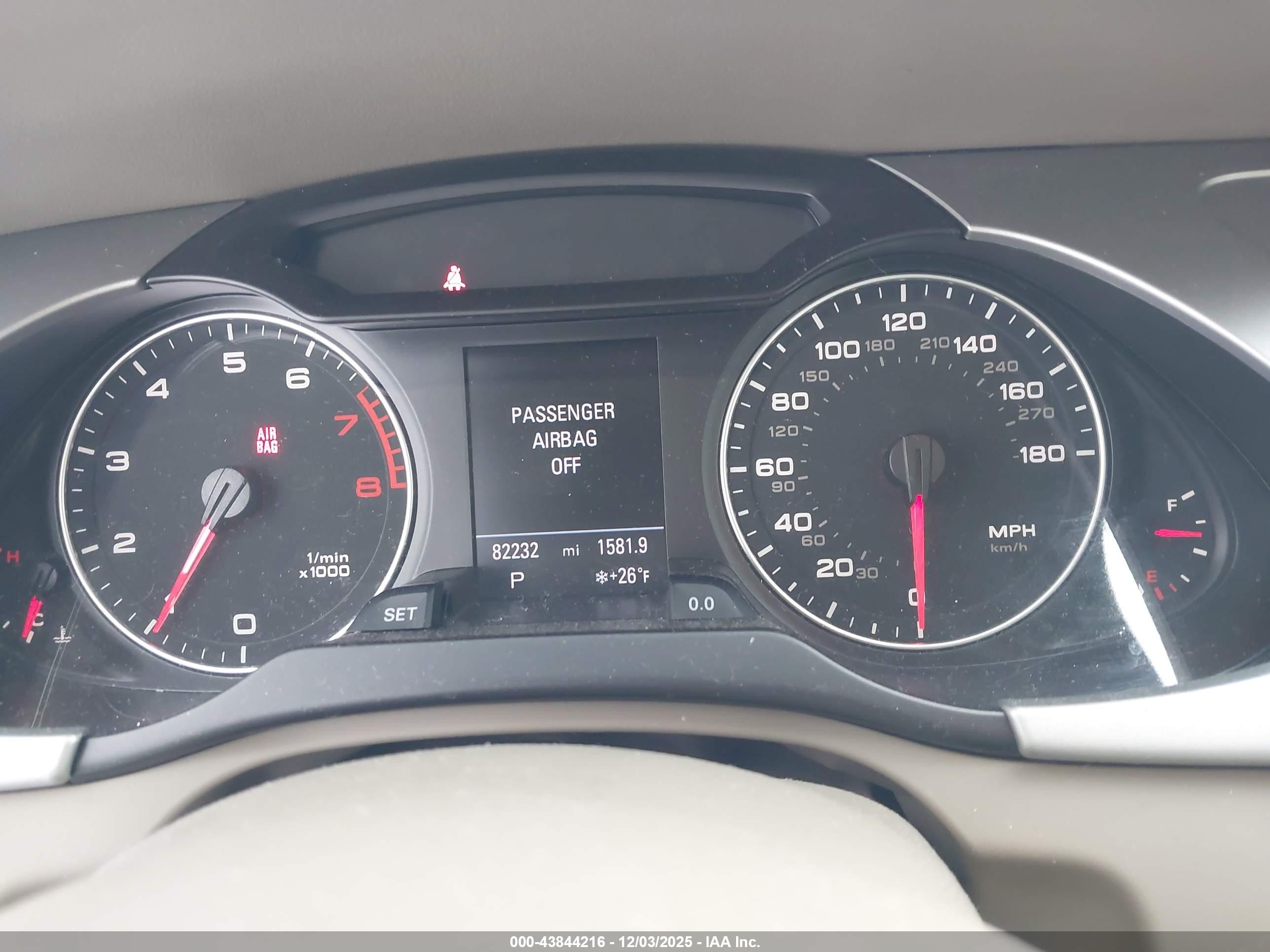 AUDI A4 image 7