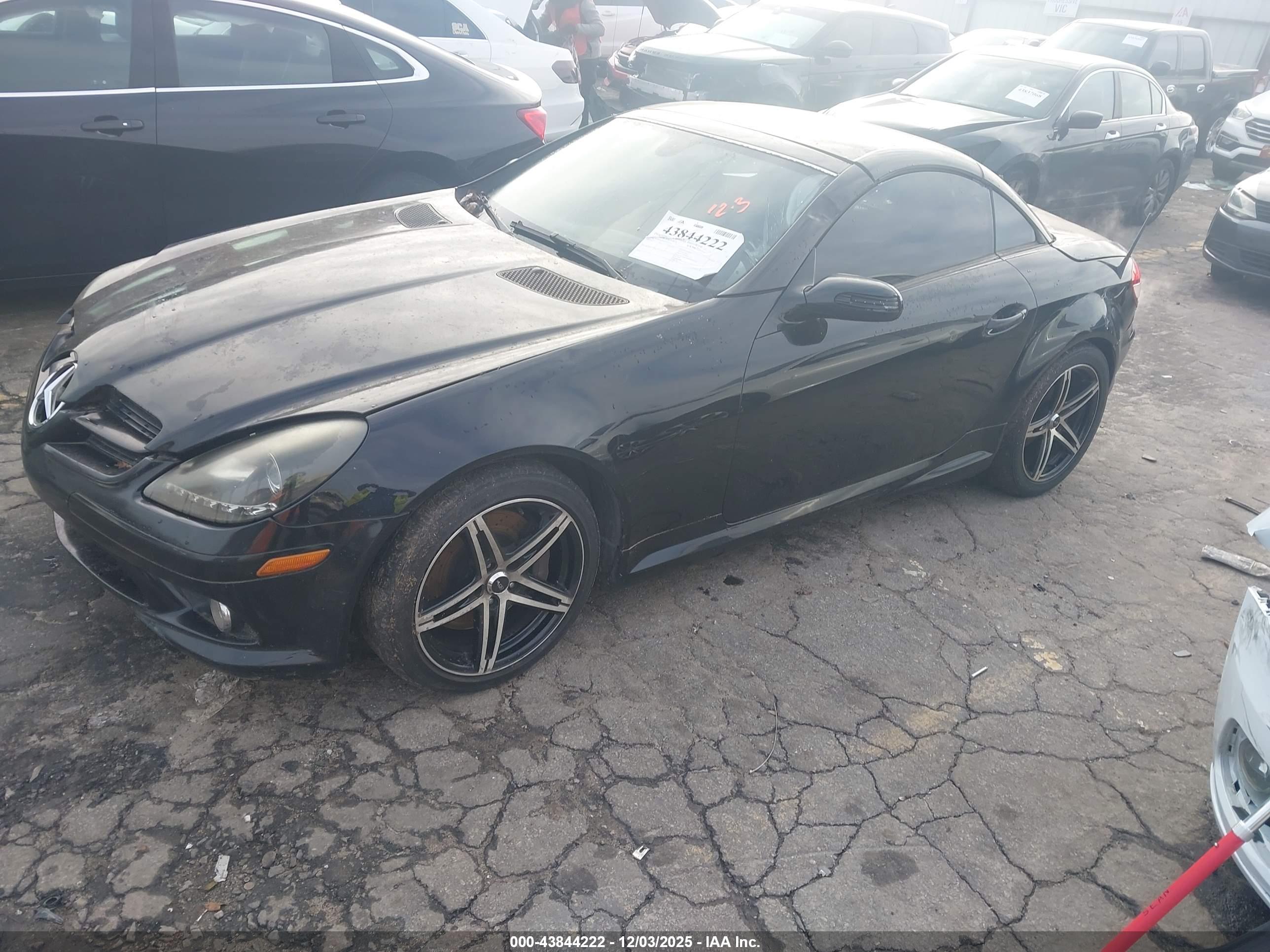 MERCEDES-BENZ SLK image 2