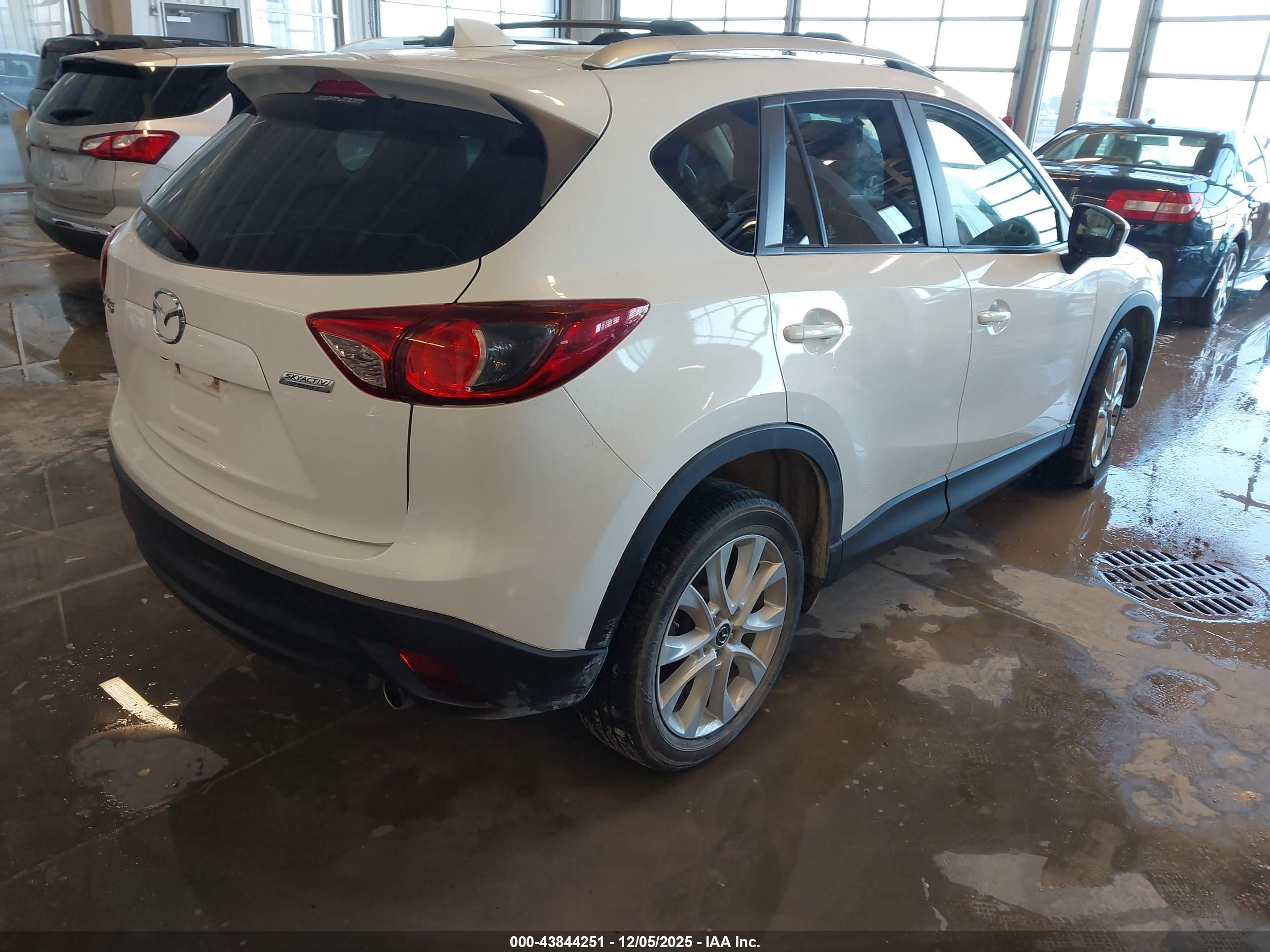 MAZDA CX-5 image 4