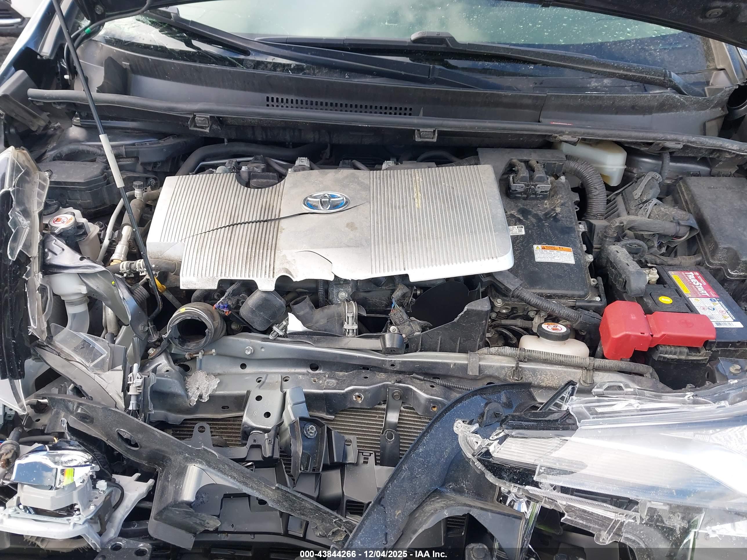 TOYOTA PRIUS image 10
