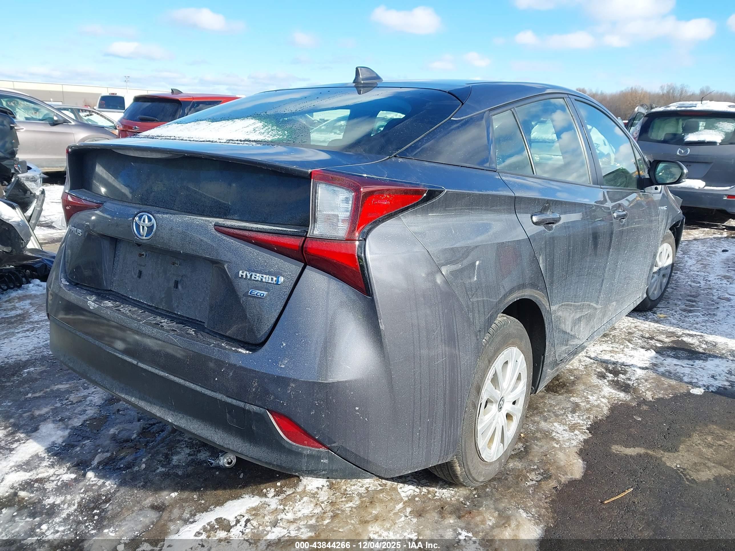TOYOTA PRIUS image 4