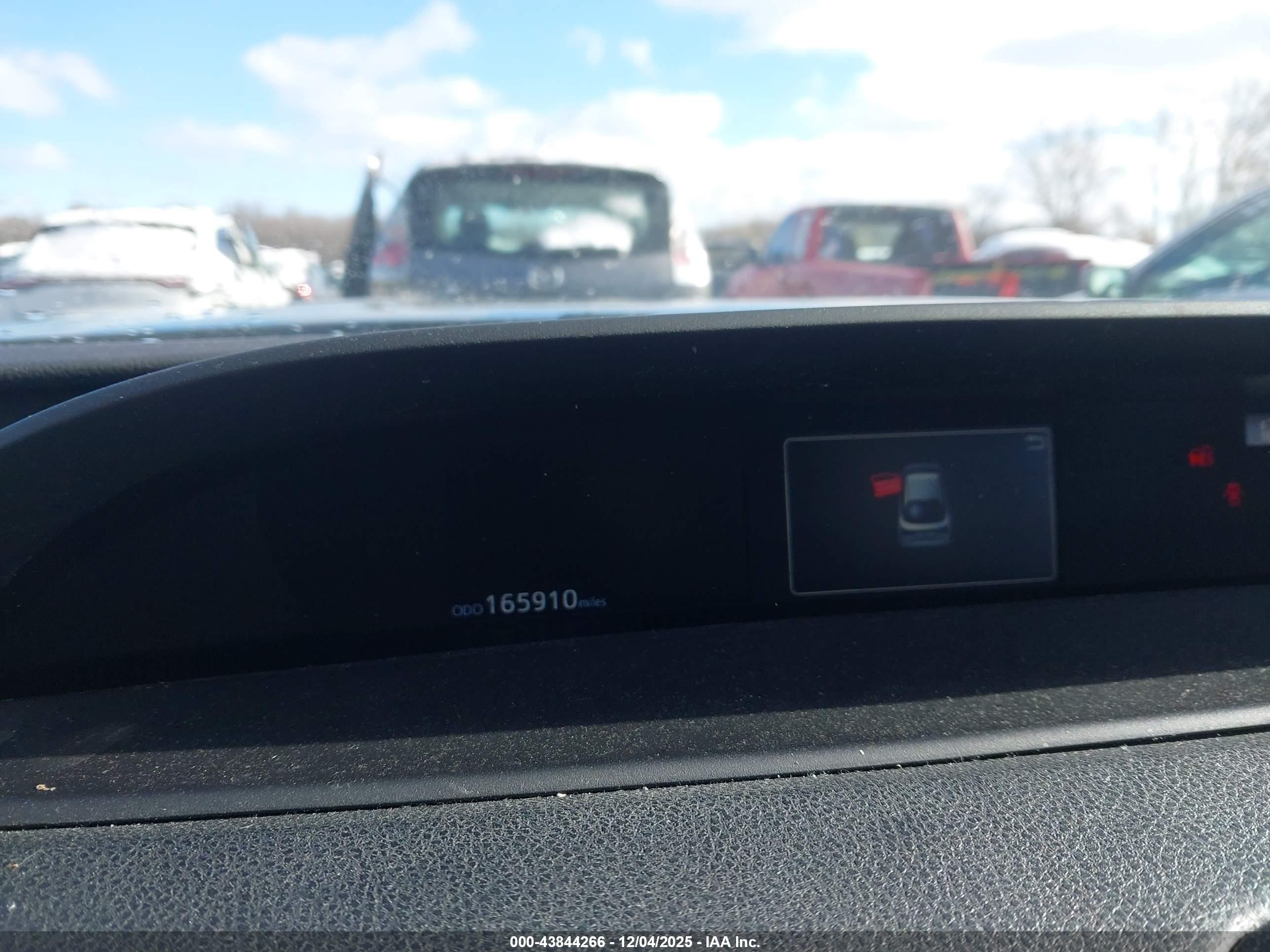 TOYOTA PRIUS image 7