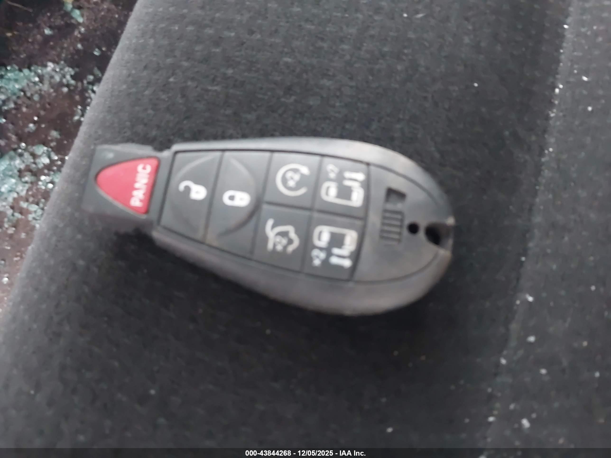 DODGE GRAND image 11
